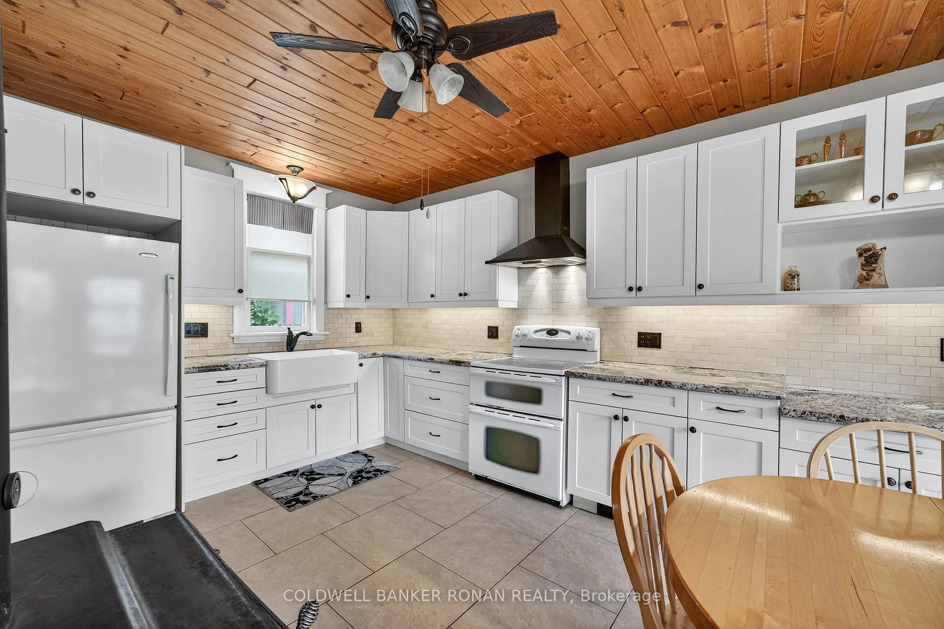 Photo 14 of 12 Nelson Street, New Tecumseth, Alliston — HOMEH