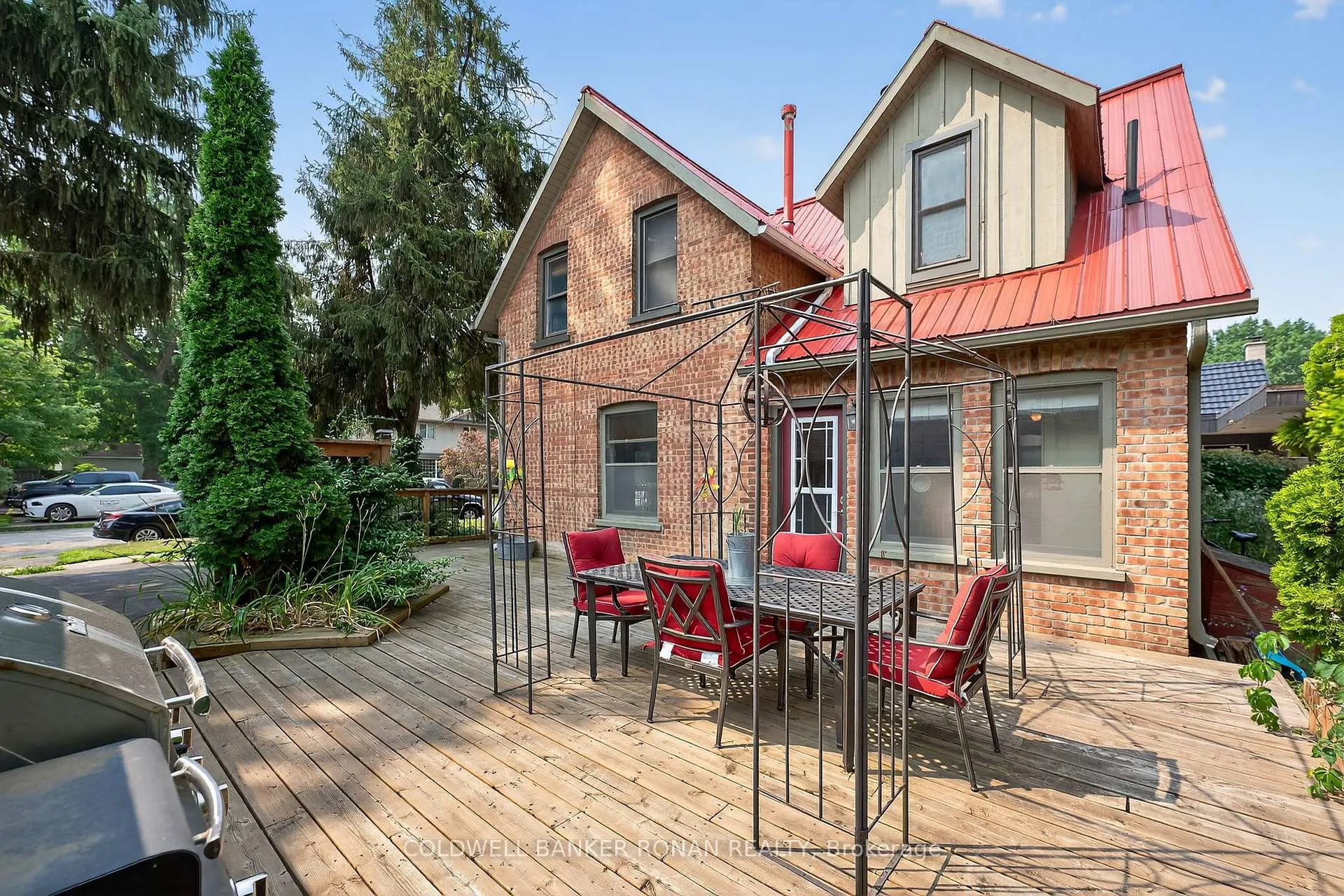 Photo 35 of 12 Nelson Street, New Tecumseth, Alliston — HOMEH