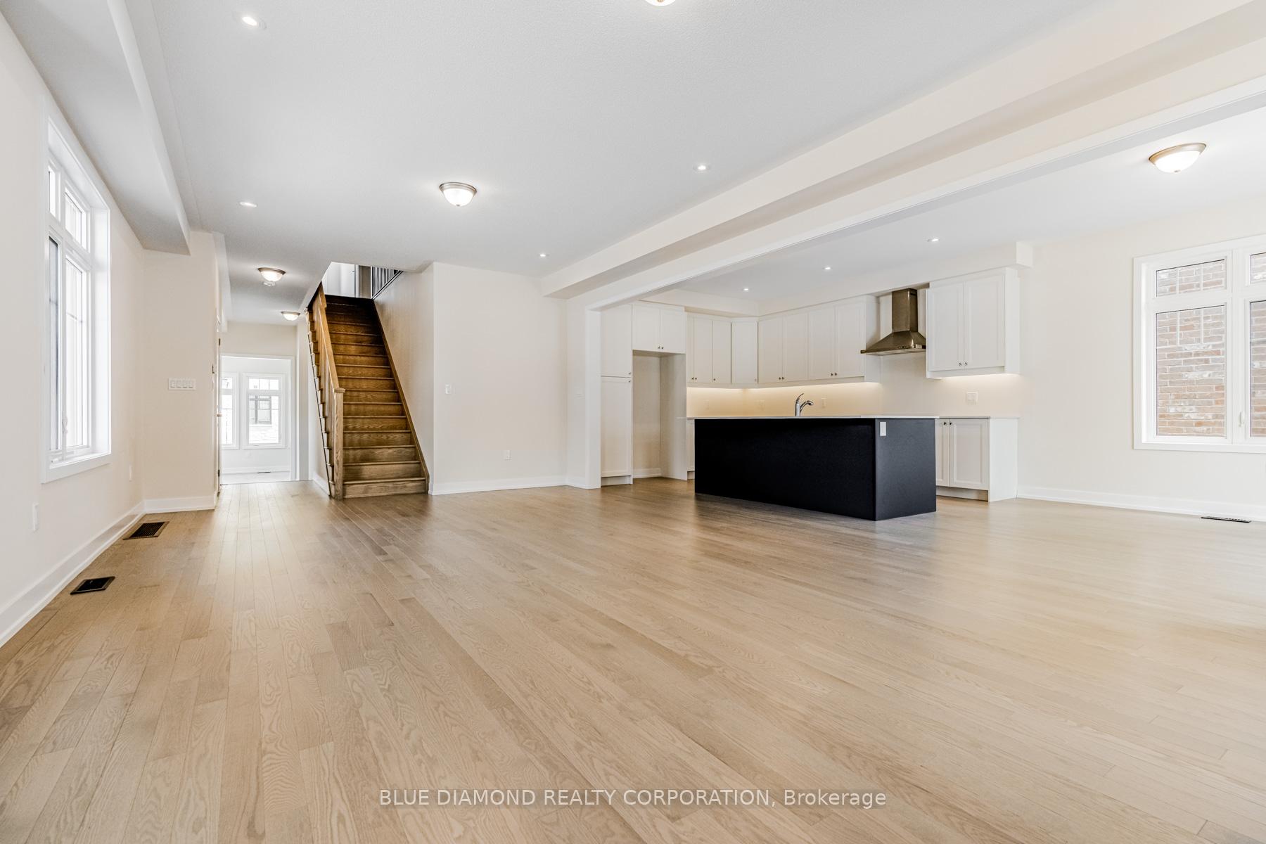 Photo 5 of 641 Fullum Landing E, Milton, Cobban — HOMEH