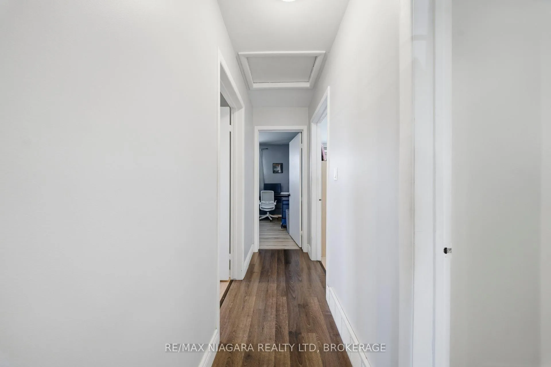 Photo 17 of 40 Via Dell Monte Street, St. Catharines, Burleigh Hill — HOMEH
