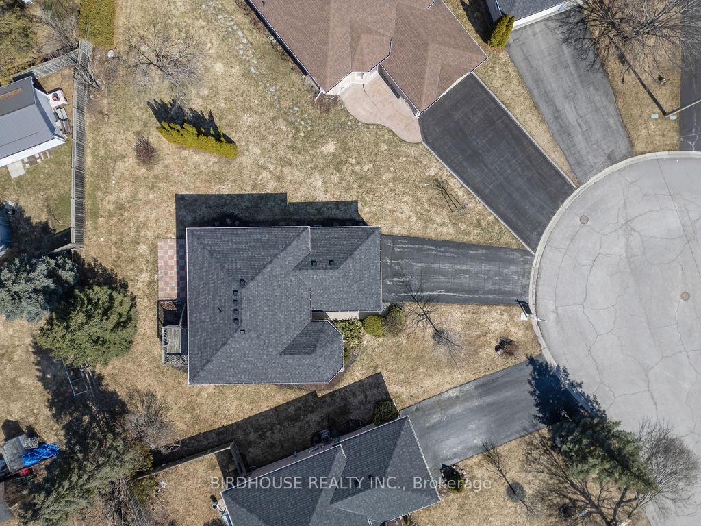 Photo 27 of 7 Samuel Place, Kawartha Lakes, Lindsay — HOMEH
