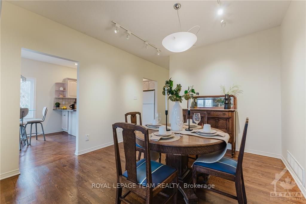 Photo 3 of 2 Kinmount, Ottawa, Kanata - Kanata Lakes/Heritage Hills — HOMEH