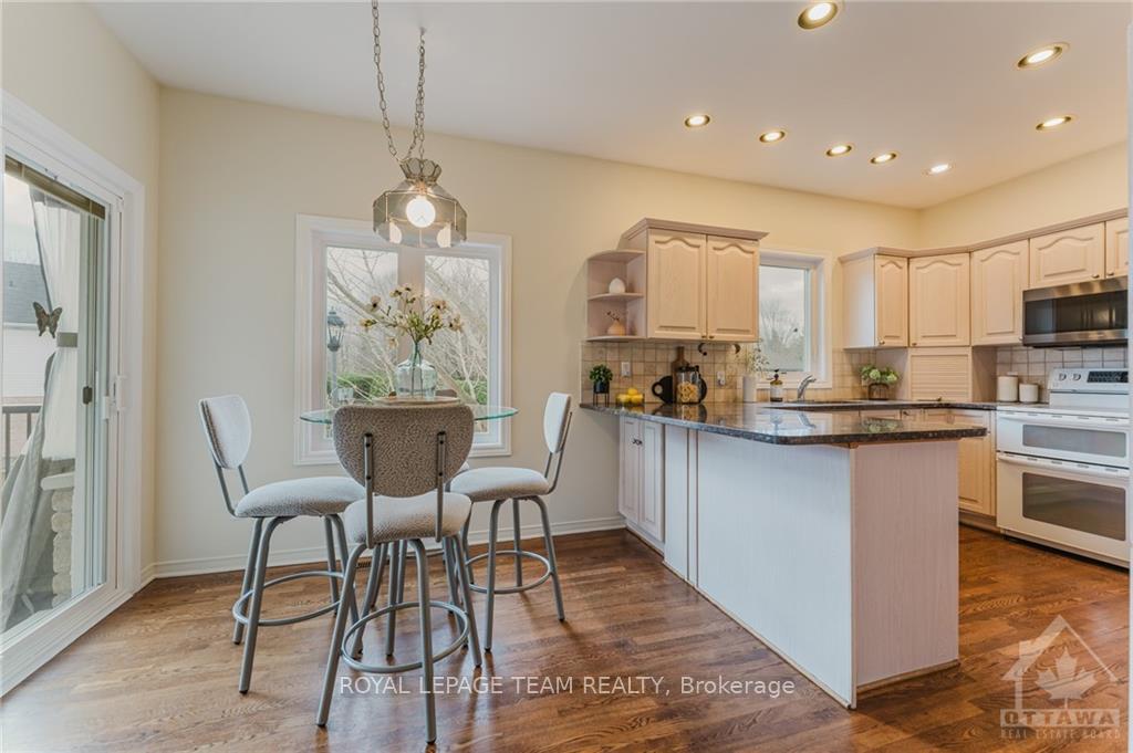 Photo 6 of 2 Kinmount, Ottawa, Kanata - Kanata Lakes/Heritage Hills — HOMEH