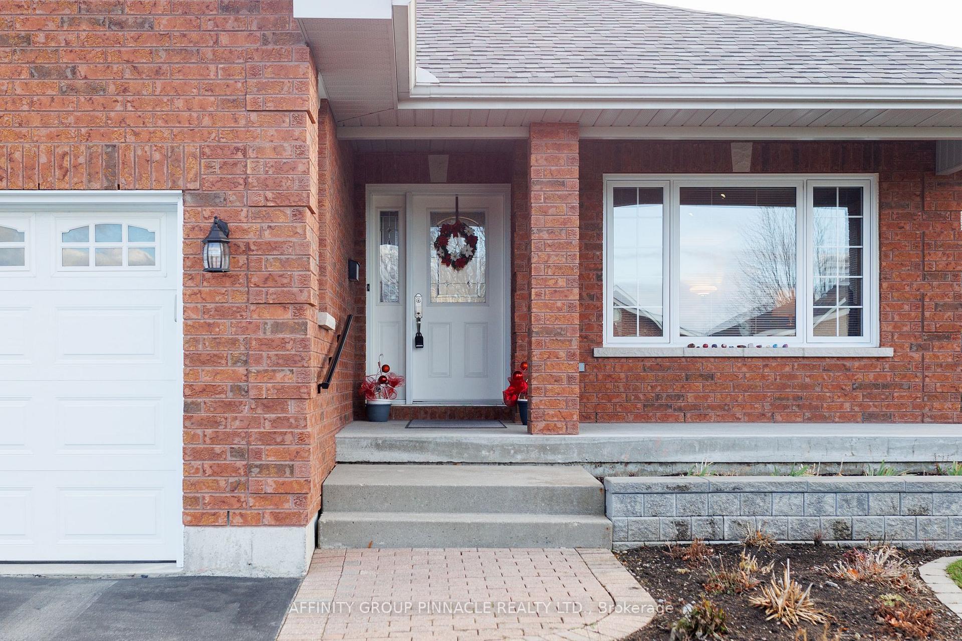 Photo 3 of 23 Denfield Road, Kawartha Lakes, Lindsay — HOMEH