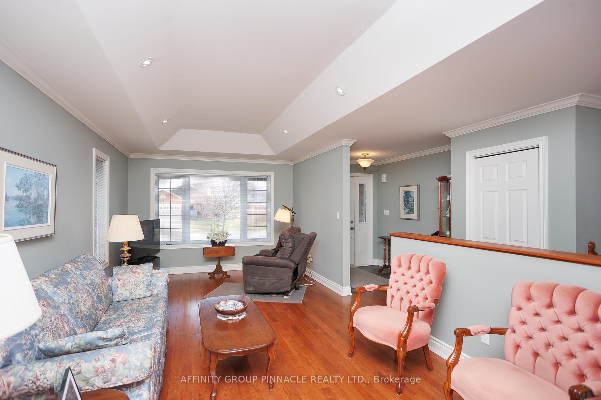 Photo 7 of 23 Denfield Road, Kawartha Lakes, Lindsay — HOMEH