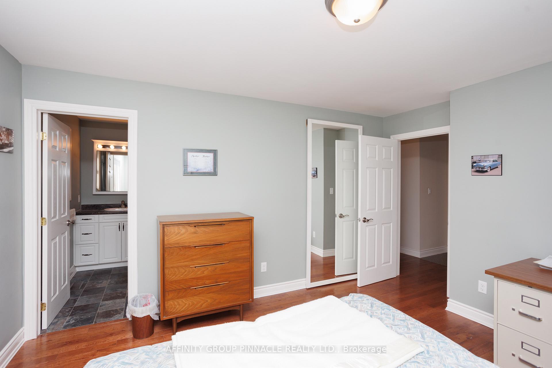 Photo 20 of 23 Denfield Road, Kawartha Lakes, Lindsay — HOMEH