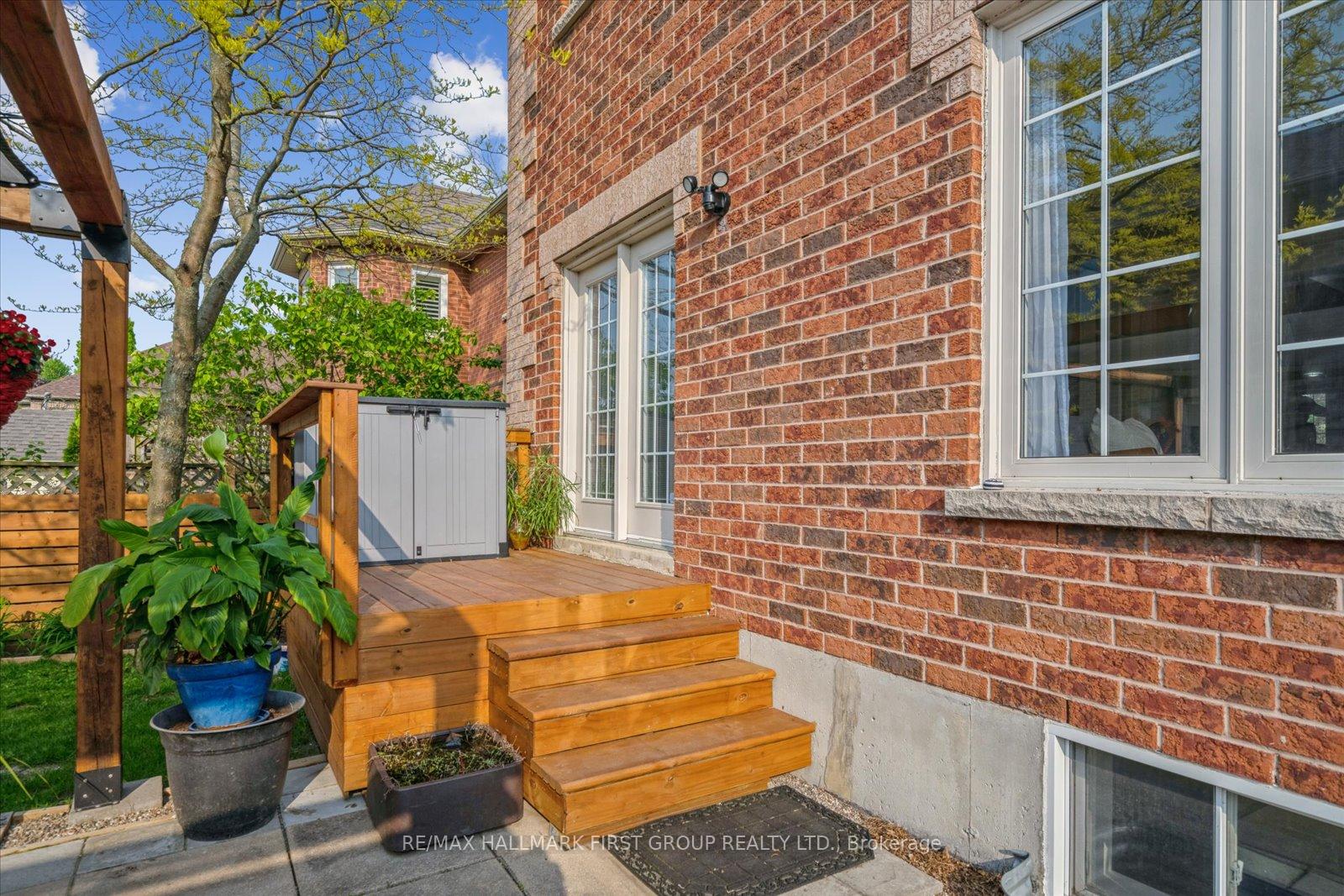 Photo 32 of 937 Pickering Beach Road, Ajax, South East — HOMEH