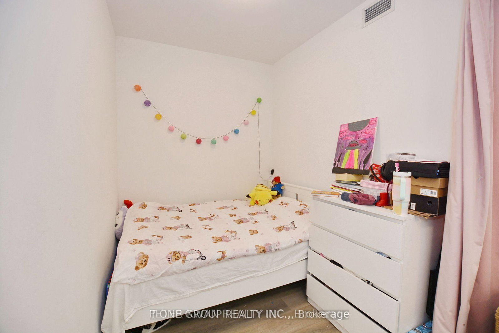 Photo 7 of Unit 407, 10 Gatineau Dr, Vaughan, Beverley Glen — HOMEH