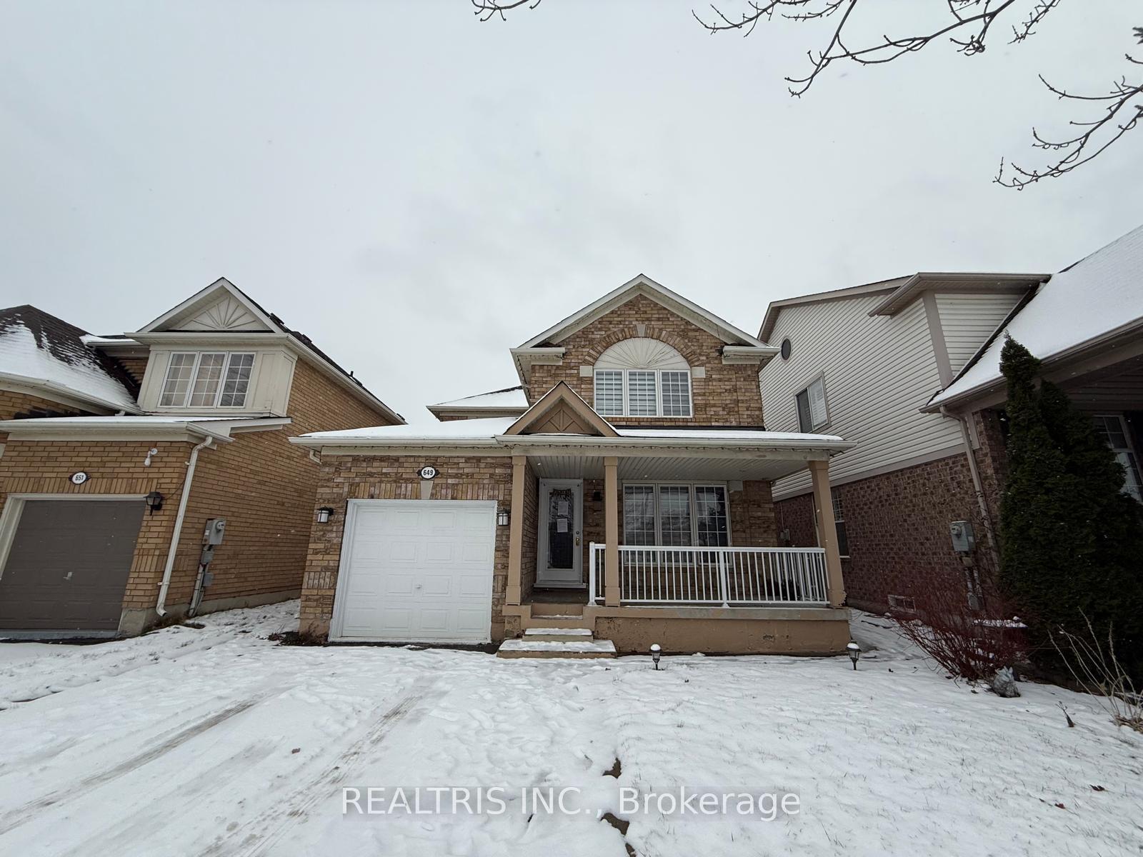 Photo 10 of 649 Marley Crescent, Milton, Beaty — HOMEH