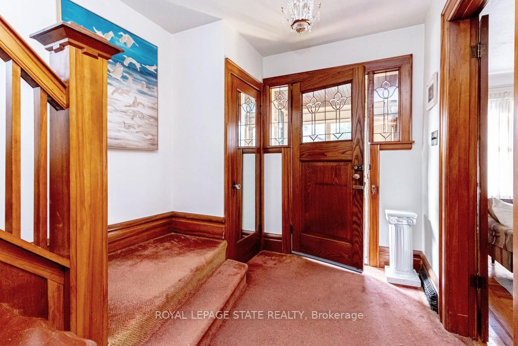 Photo 3 of 86 Dromore Crescent, Hamilton, Westdale — HOMEH