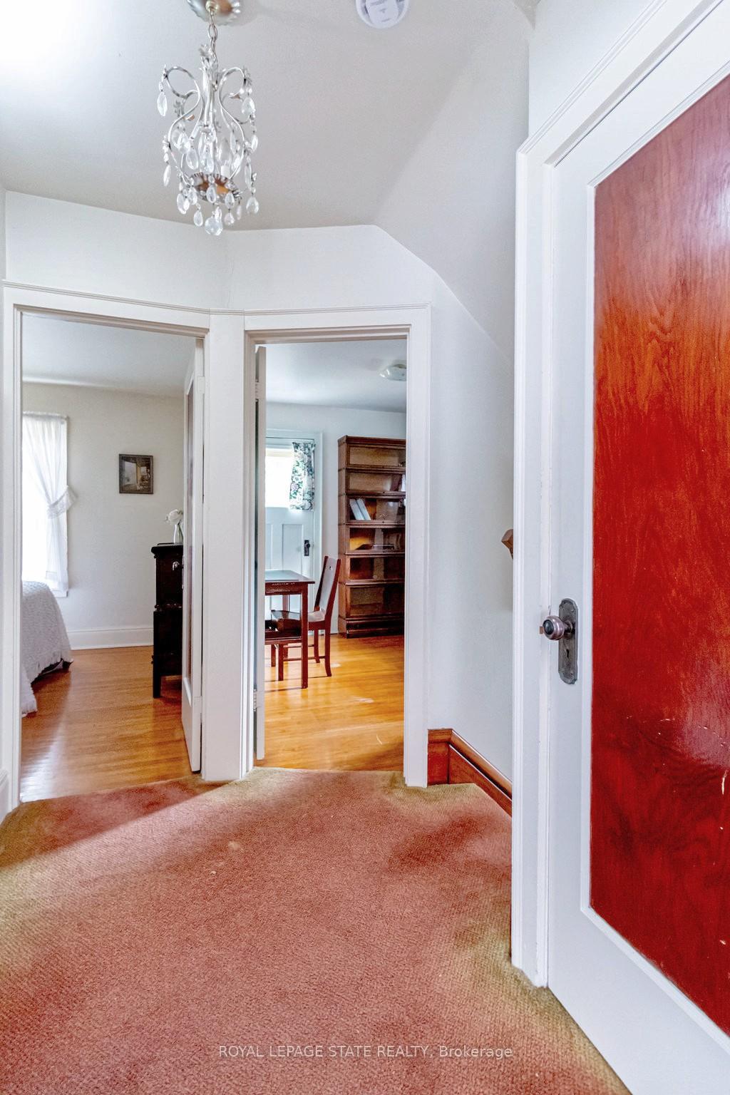Photo 13 of 86 Dromore Crescent, Hamilton, Westdale — HOMEH