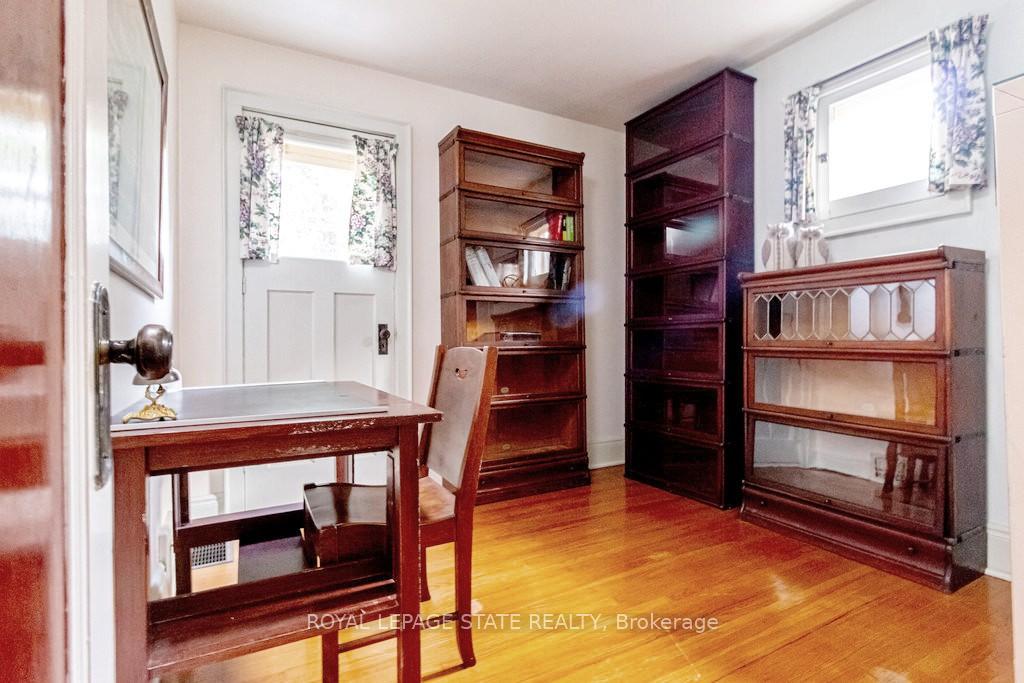 Photo 17 of 86 Dromore Crescent, Hamilton, Westdale — HOMEH