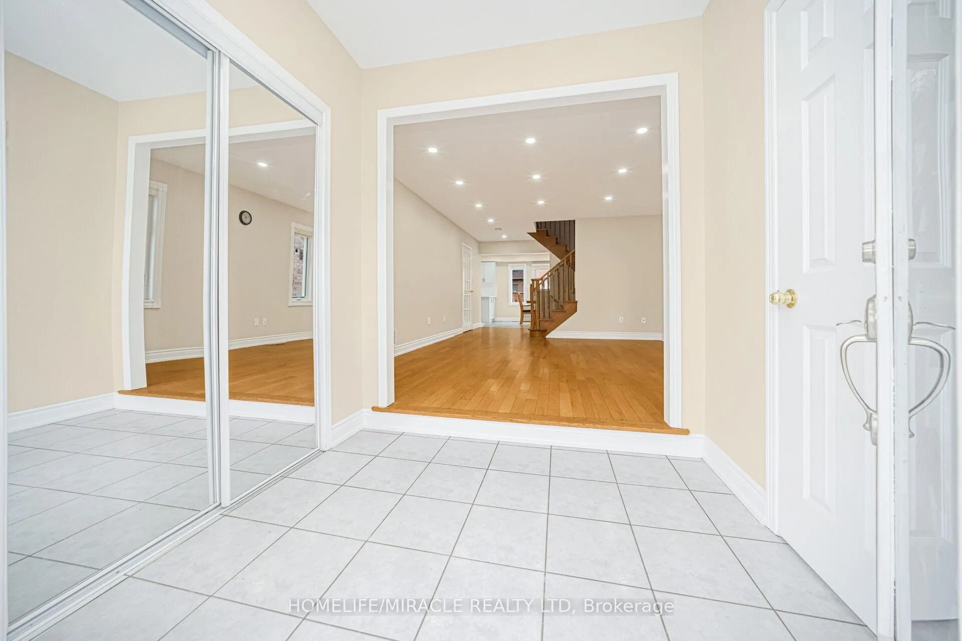 Photo 6 of 15 Starhill Crescent, Brampton, Sandringham-Wellington — HOMEH