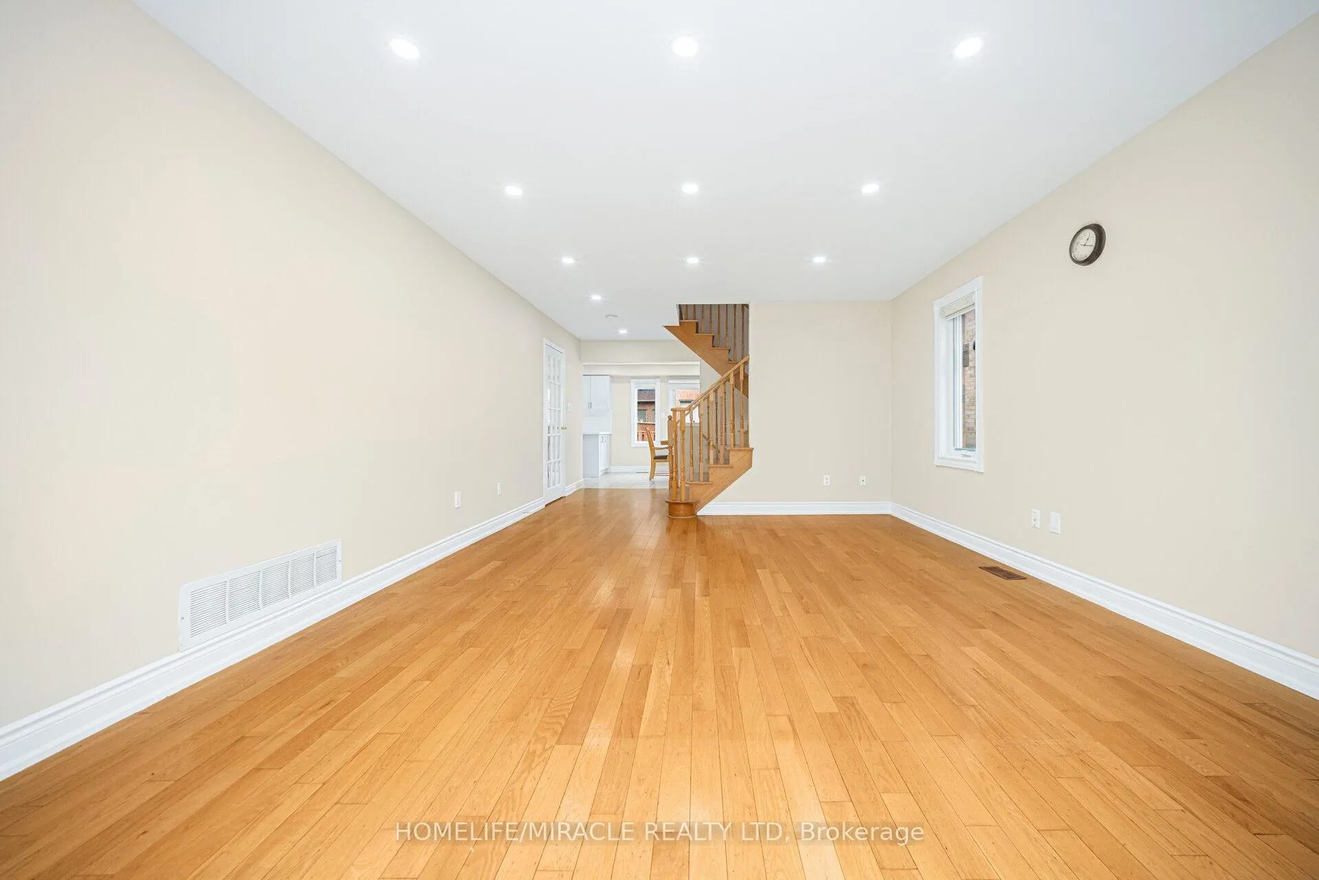 Photo 8 of 15 Starhill Crescent, Brampton, Sandringham-Wellington — HOMEH