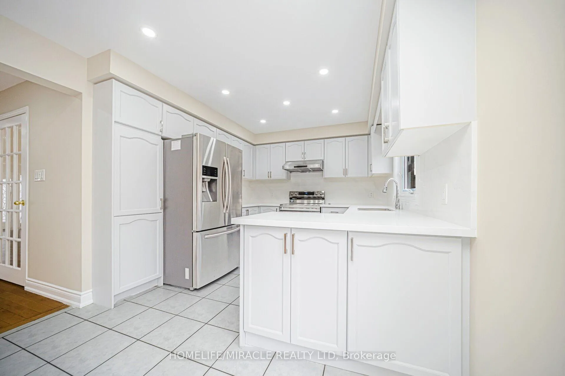 Photo 13 of 15 Starhill Crescent, Brampton, Sandringham-Wellington — HOMEH