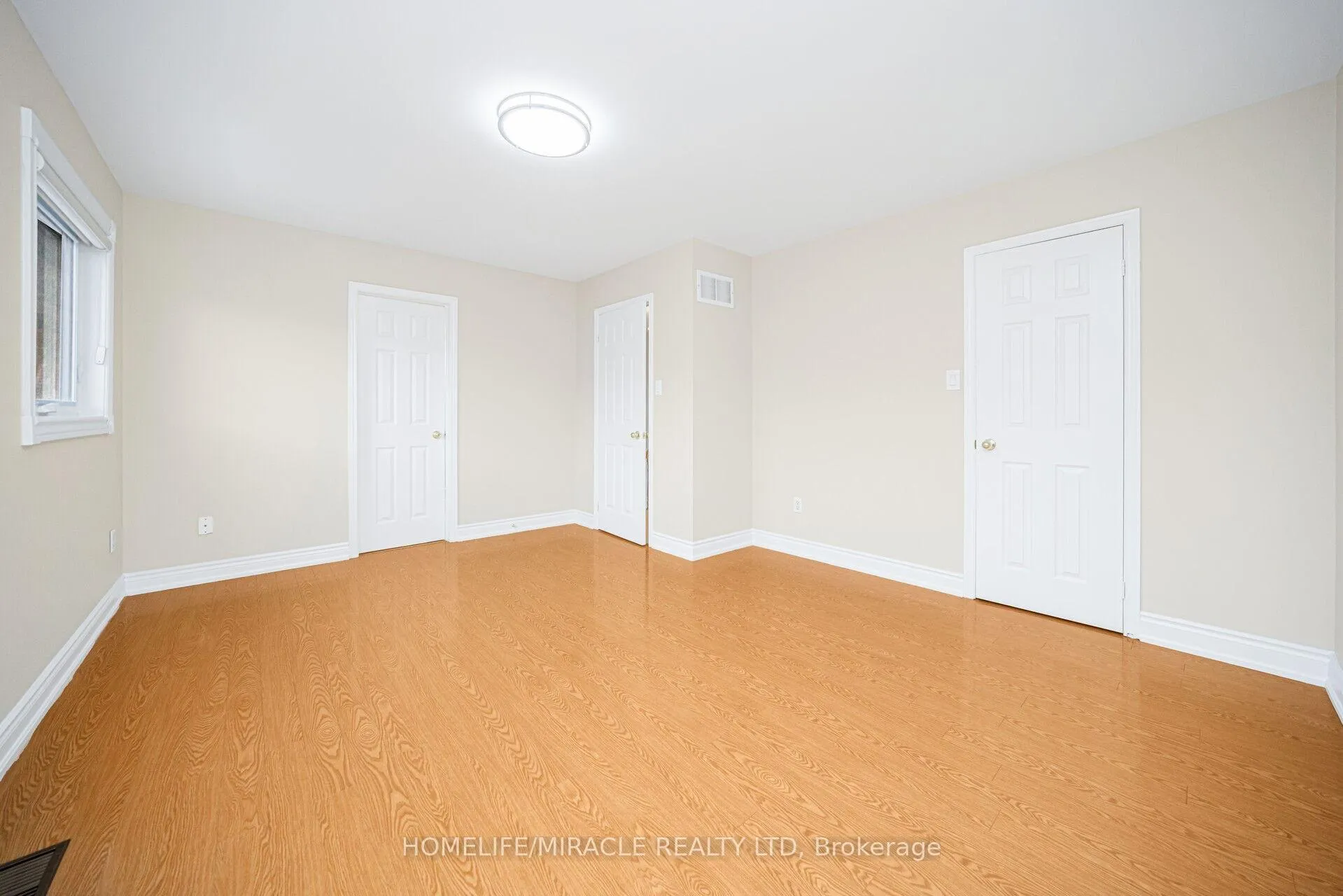 Photo 21 of 15 Starhill Crescent, Brampton, Sandringham-Wellington — HOMEH