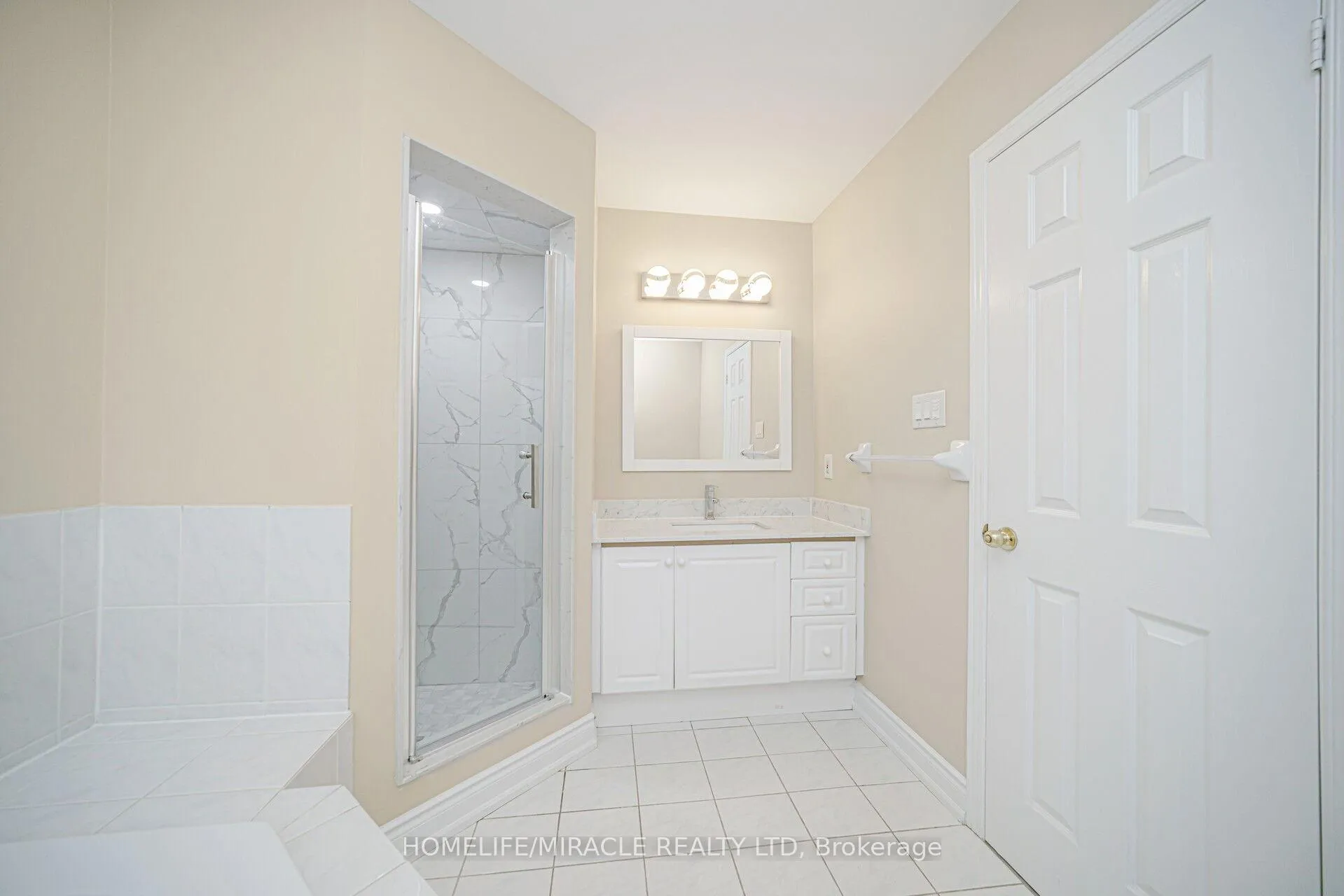 Photo 23 of 15 Starhill Crescent, Brampton, Sandringham-Wellington — HOMEH