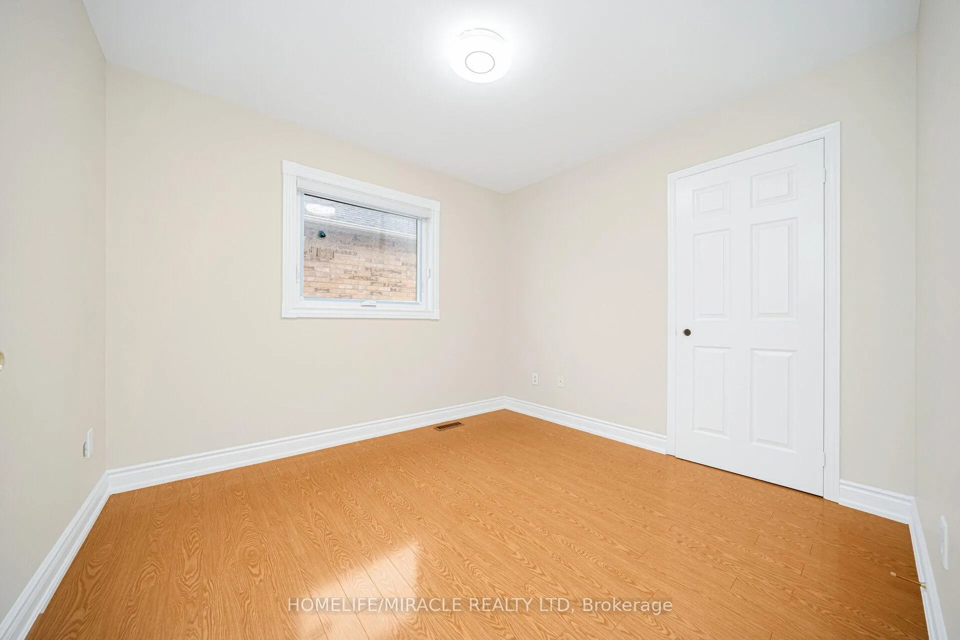 Photo 25 of 15 Starhill Crescent, Brampton, Sandringham-Wellington — HOMEH
