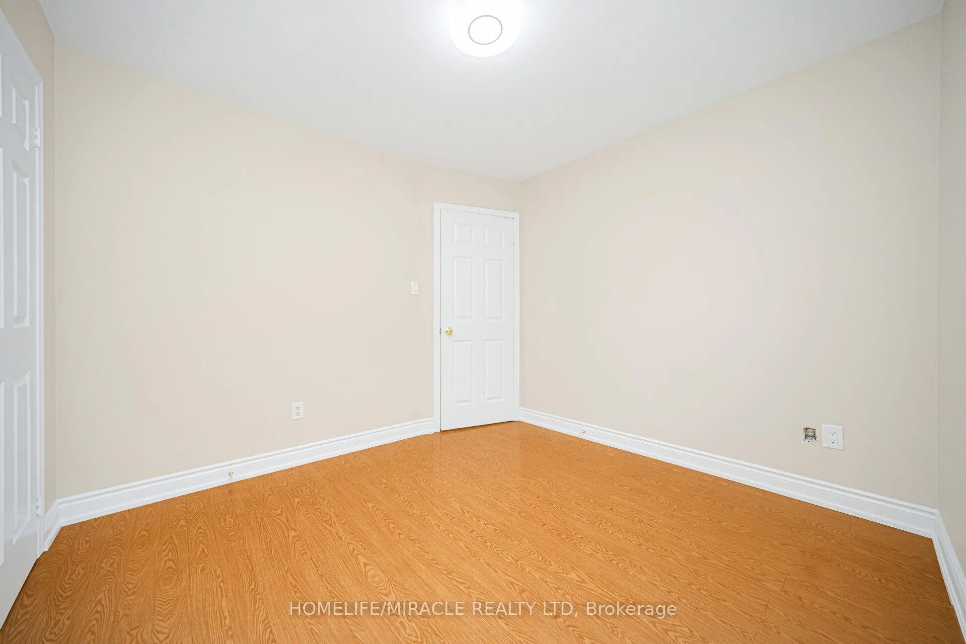 Photo 26 of 15 Starhill Crescent, Brampton, Sandringham-Wellington — HOMEH