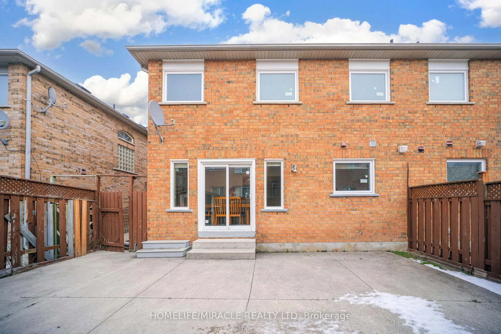 Photo 43 of 15 Starhill Crescent, Brampton, Sandringham-Wellington — HOMEH