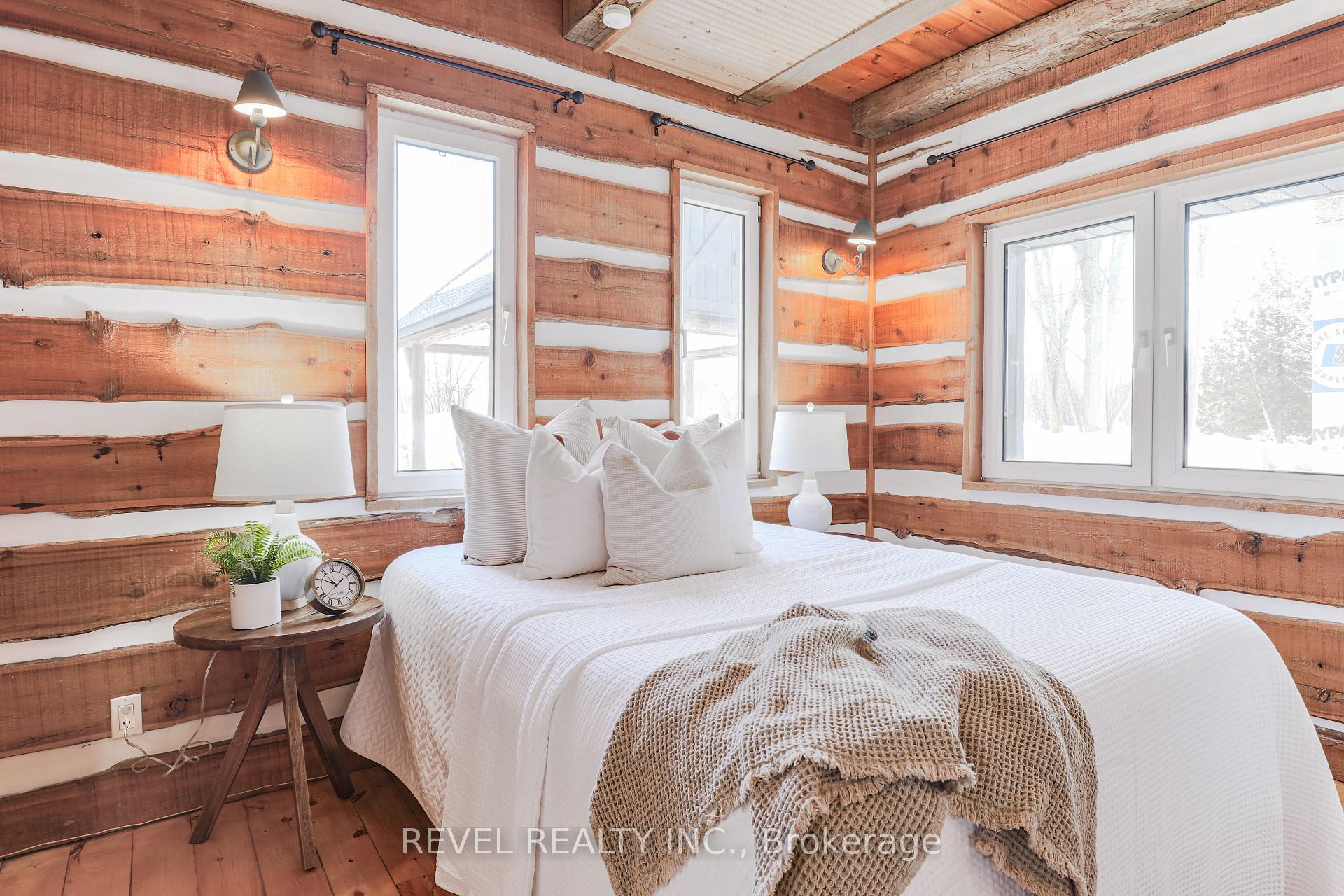 Photo 16 of 45 Loon Street, Kawartha Lakes, Ops — HOMEH
