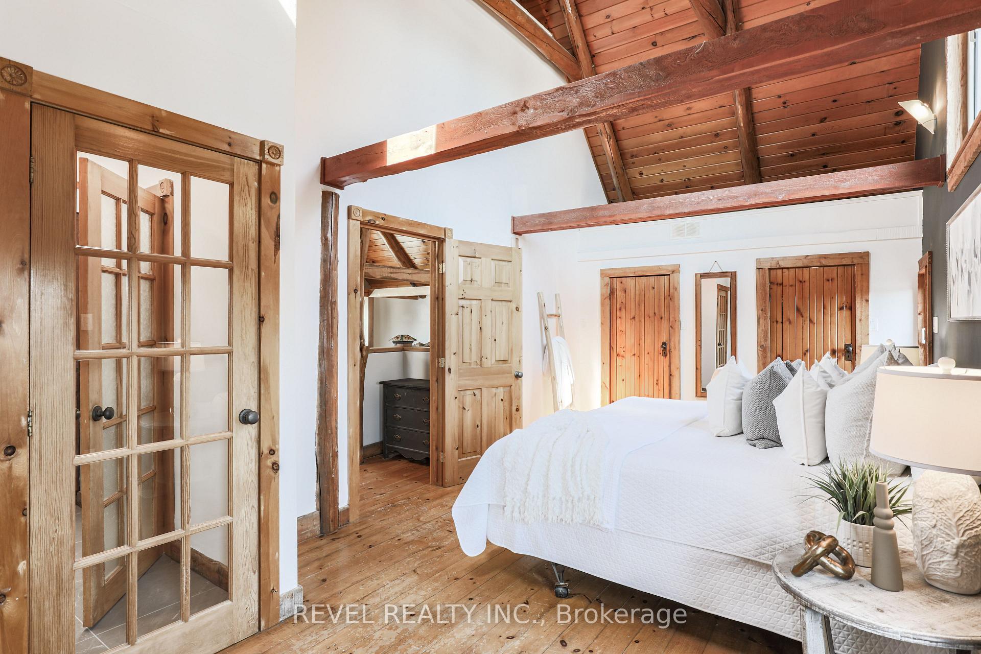 Photo 20 of 45 Loon Street, Kawartha Lakes, Ops — HOMEH
