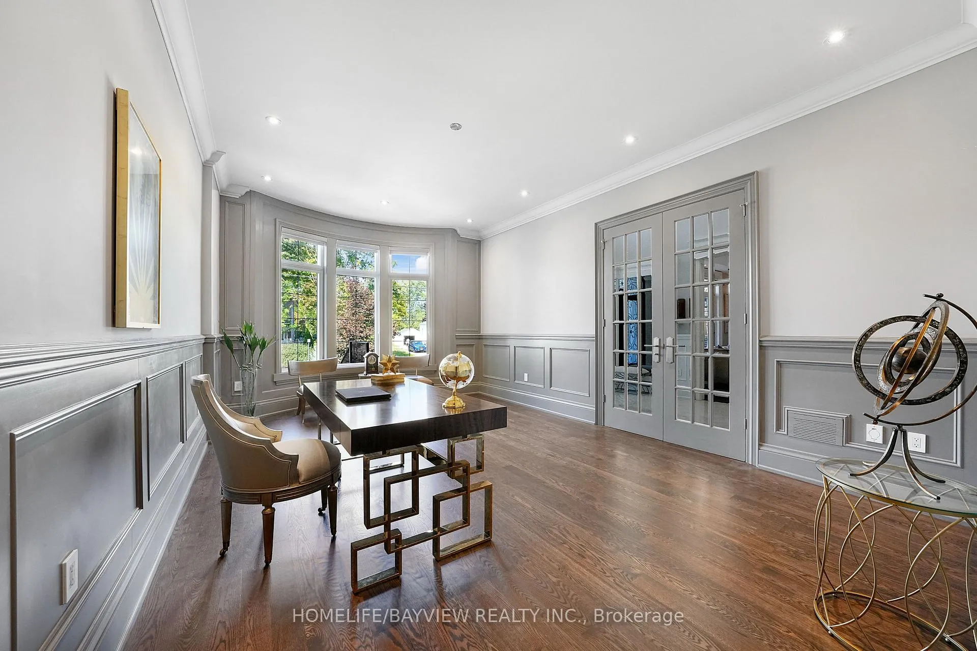 Photo 5 of 111 Hillview Road, Aurora, Aurora Village — HOMEH