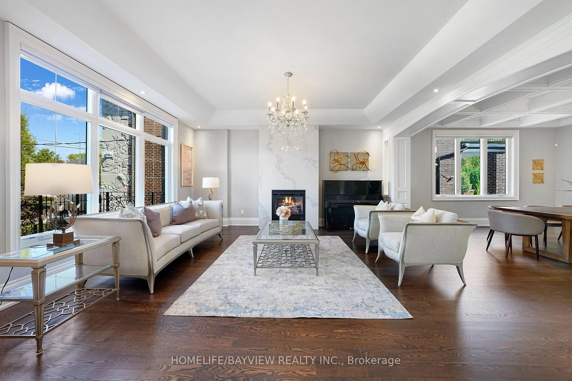 Photo 7 of 111 Hillview Road, Aurora, Aurora Village — HOMEH