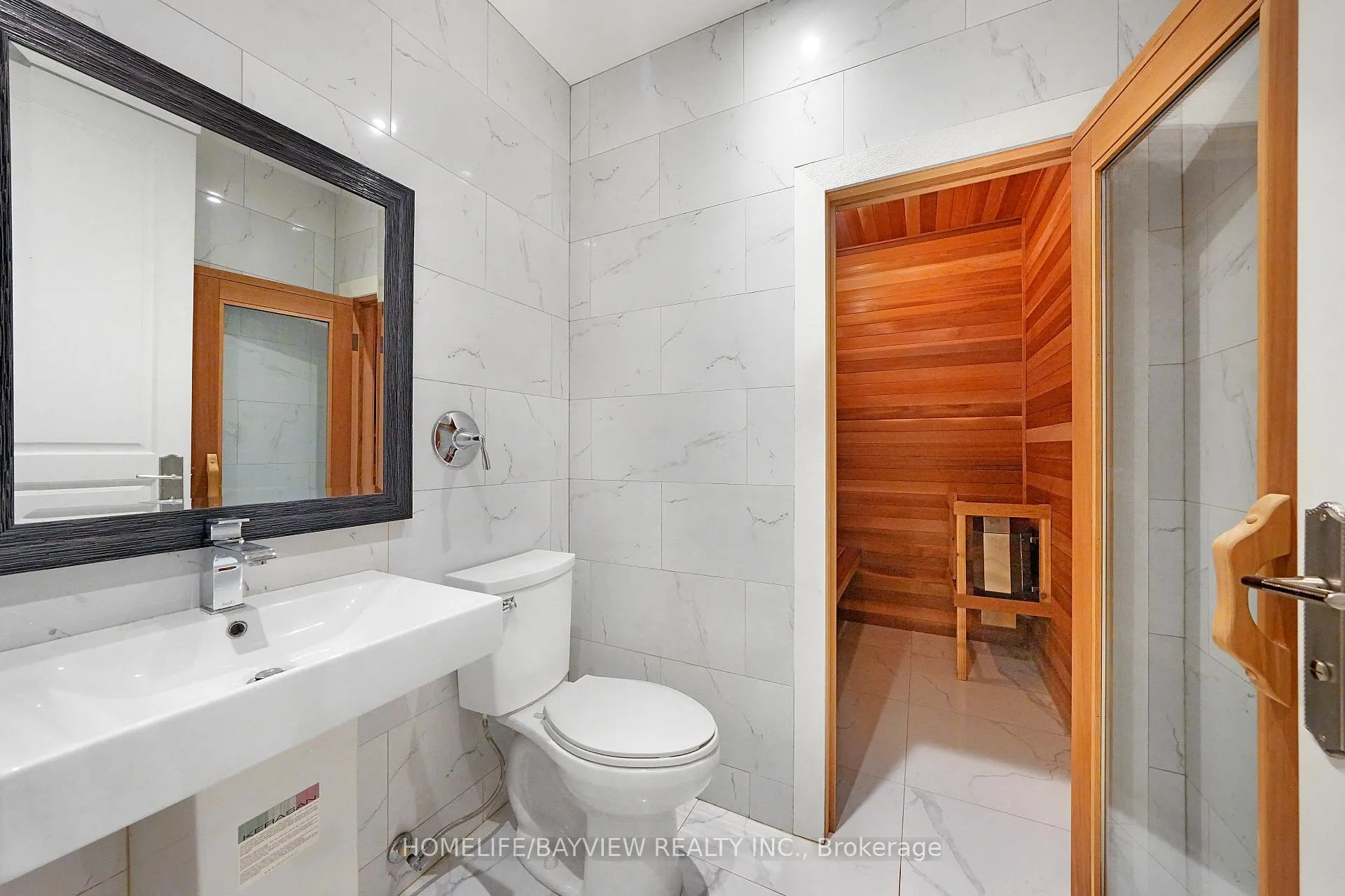 Photo 35 of 111 Hillview Road, Aurora, Aurora Village — HOMEH