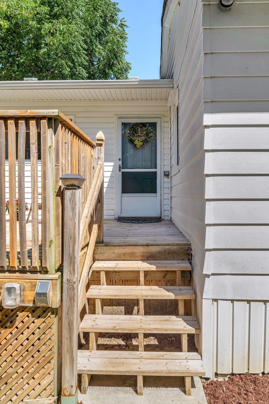 Photo 31 of 138 Stanley Street, Belleville, Belleville Ward — HOMEH