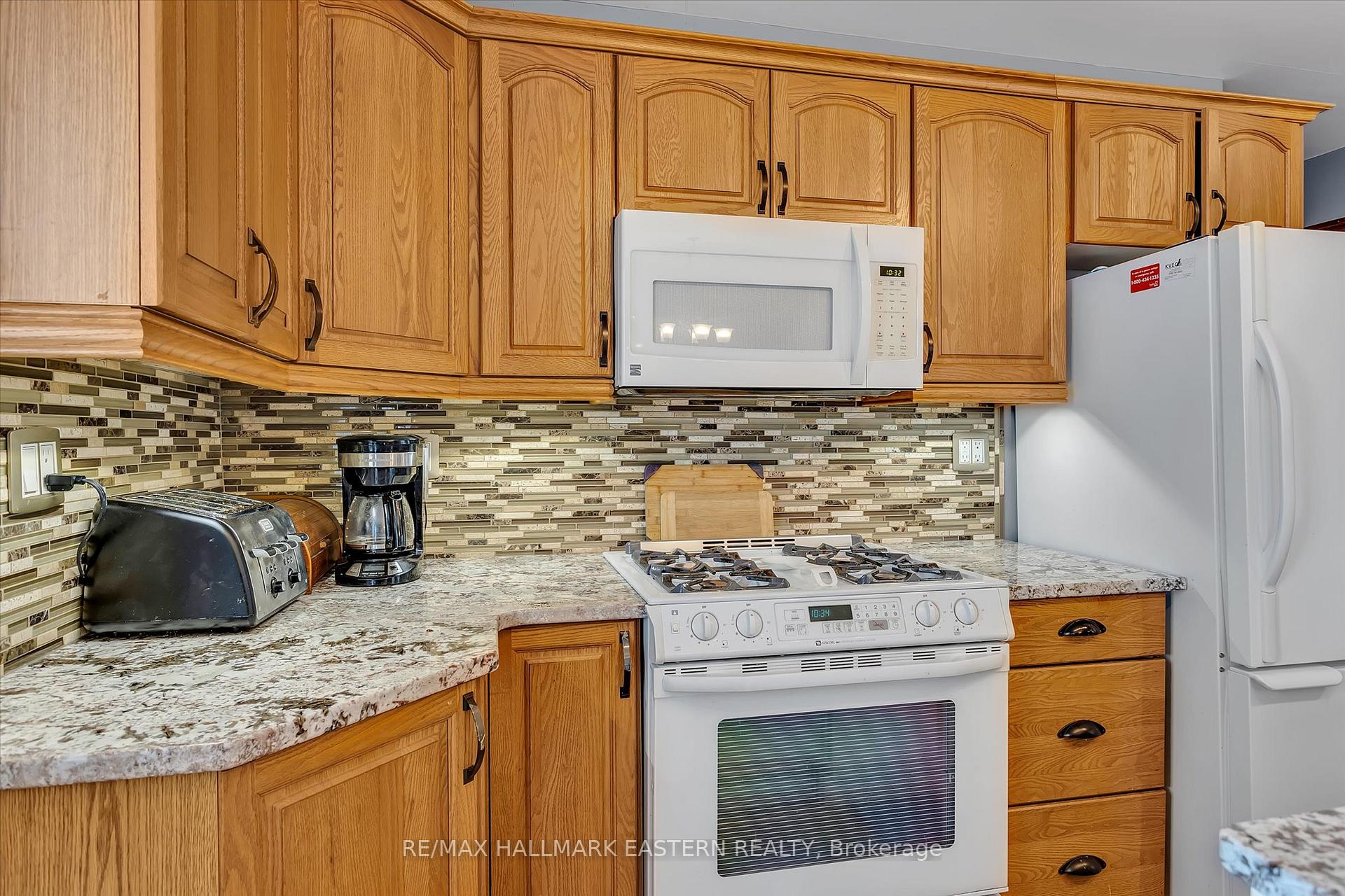 Photo 4 of 77 Westview Drive, Kawartha Lakes, Emily — HOMEH