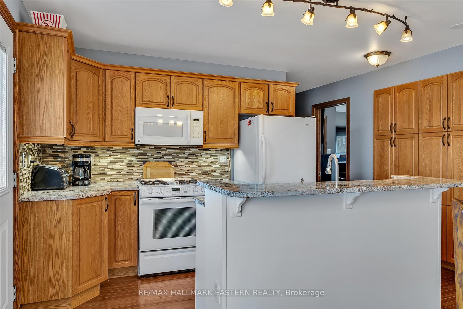 Photo 7 of 77 Westview Drive, Kawartha Lakes, Emily — HOMEH