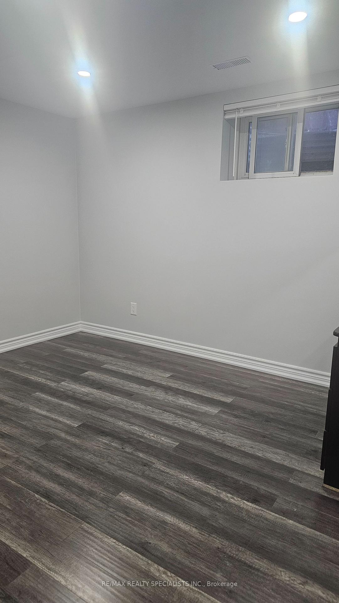 Photo 6 of Unit Bsmt, 61 Stowmarket Street, Caledon, Rural Caledon — HOMEH