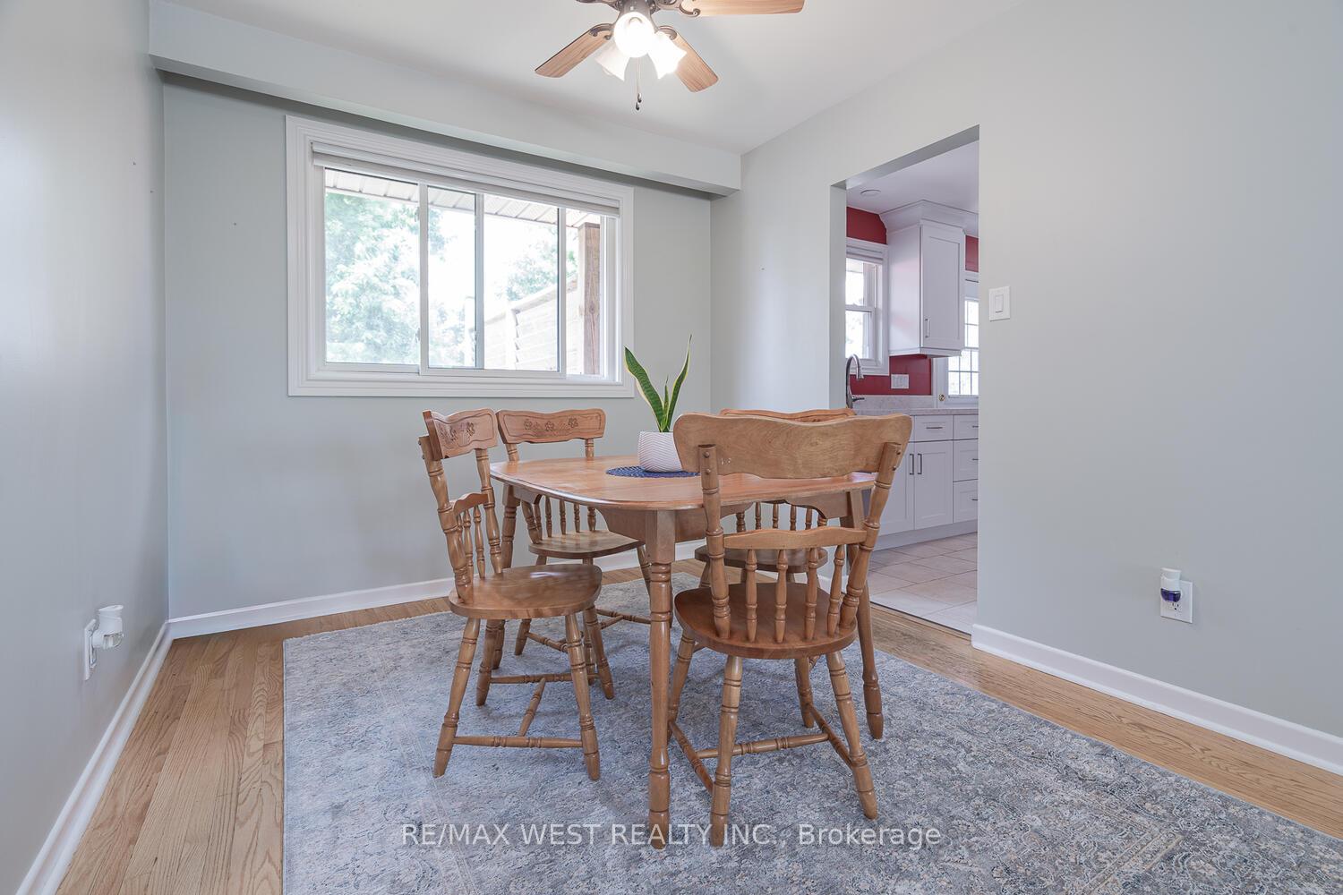 Photo 9 of 142 Cundles Road E, Barrie, Cundles East — HOMEH