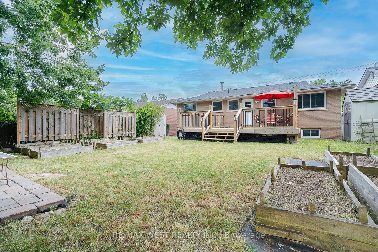 Photo 28 of 142 Cundles Road E, Barrie, Cundles East — HOMEH