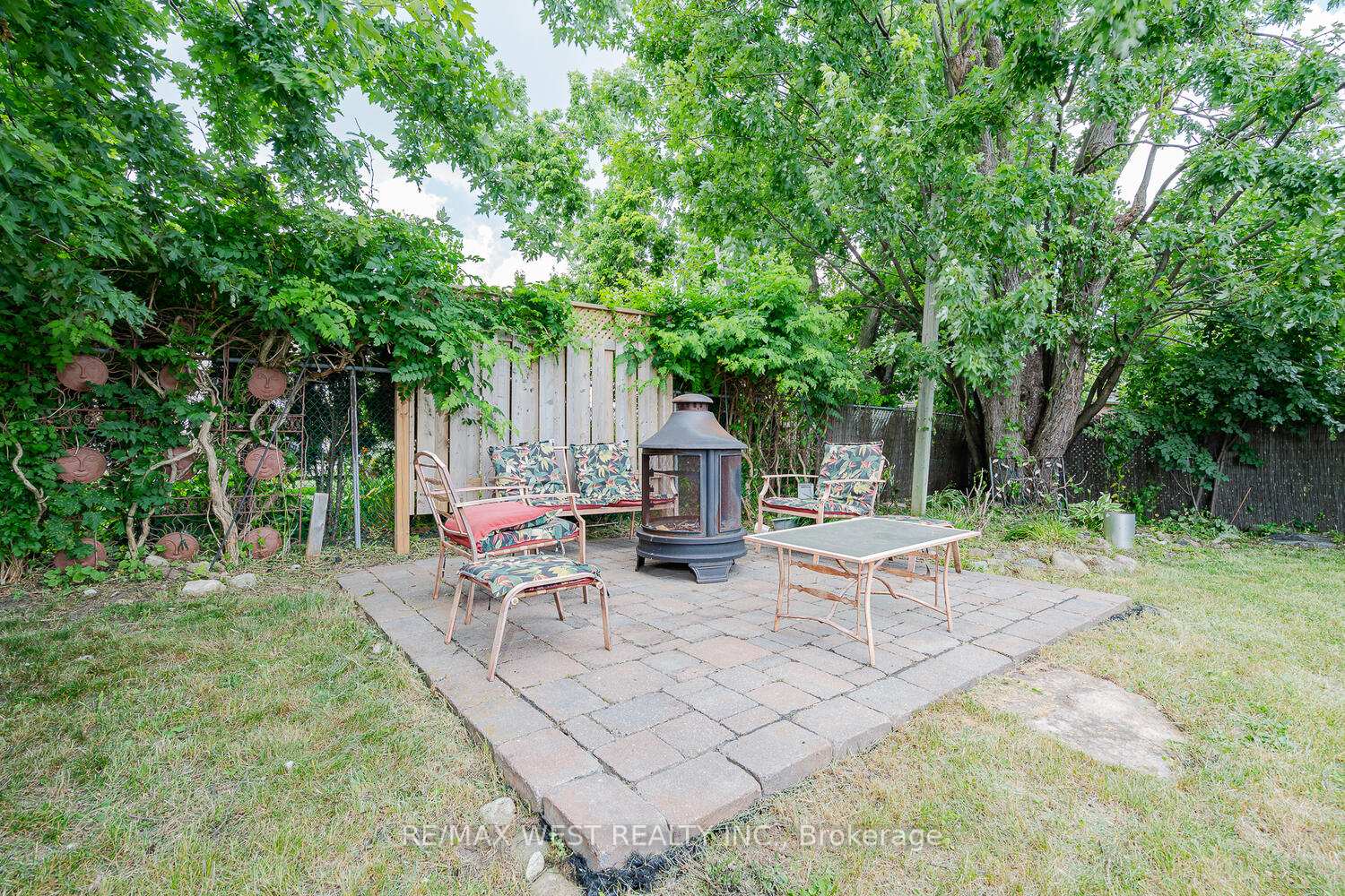 Photo 31 of 142 Cundles Road E, Barrie, Cundles East — HOMEH