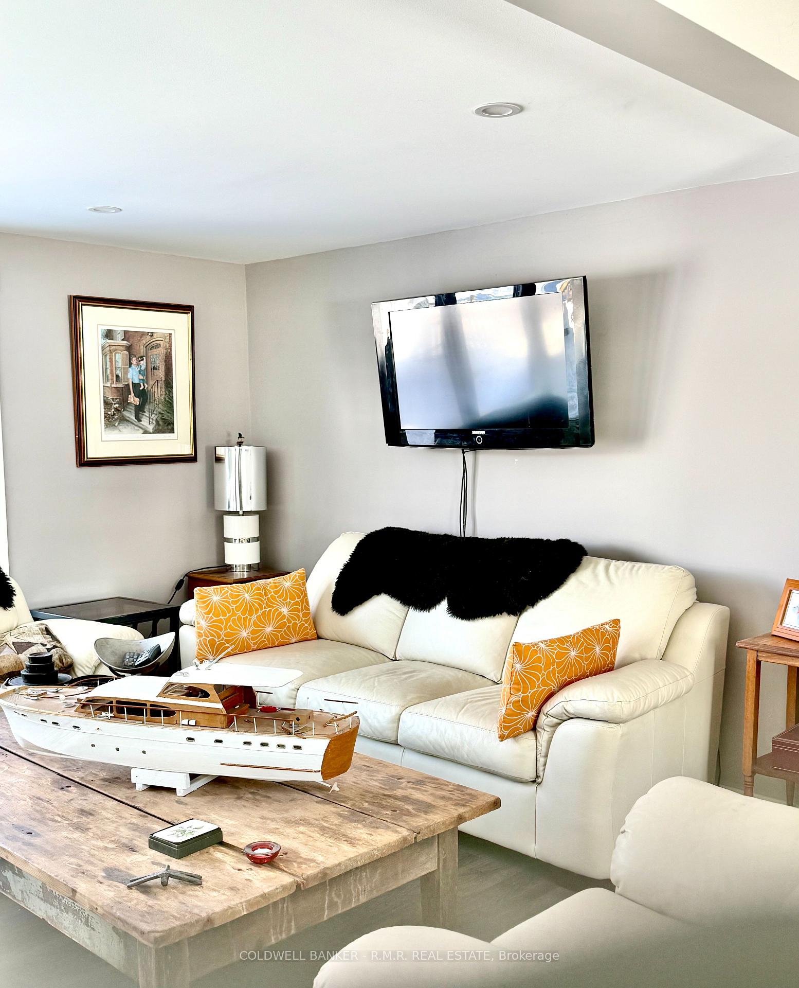 Photo 11 of 38 Maple Grove Road, Kawartha Lakes, Fenelon — HOMEH