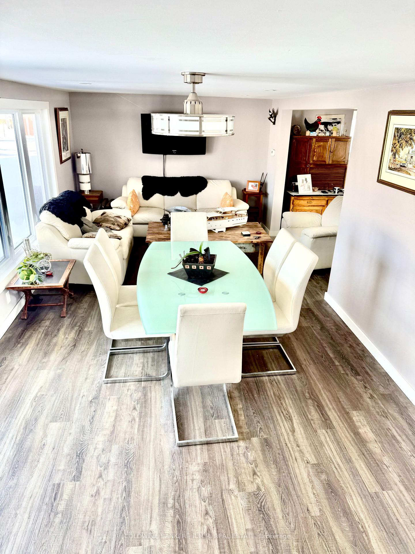 Photo 12 of 38 Maple Grove Road, Kawartha Lakes, Fenelon — HOMEH