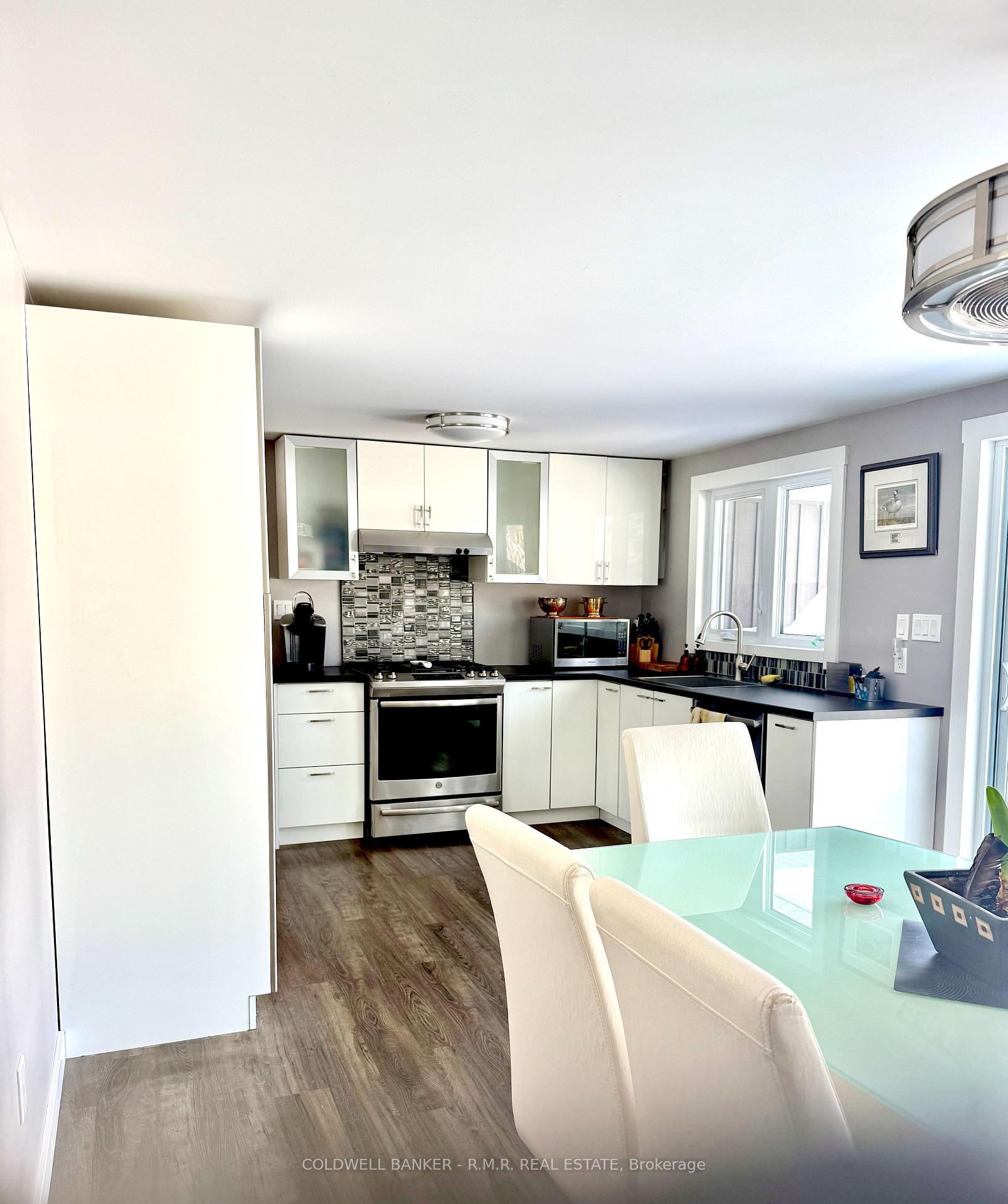 Photo 15 of 38 Maple Grove Road, Kawartha Lakes, Fenelon — HOMEH