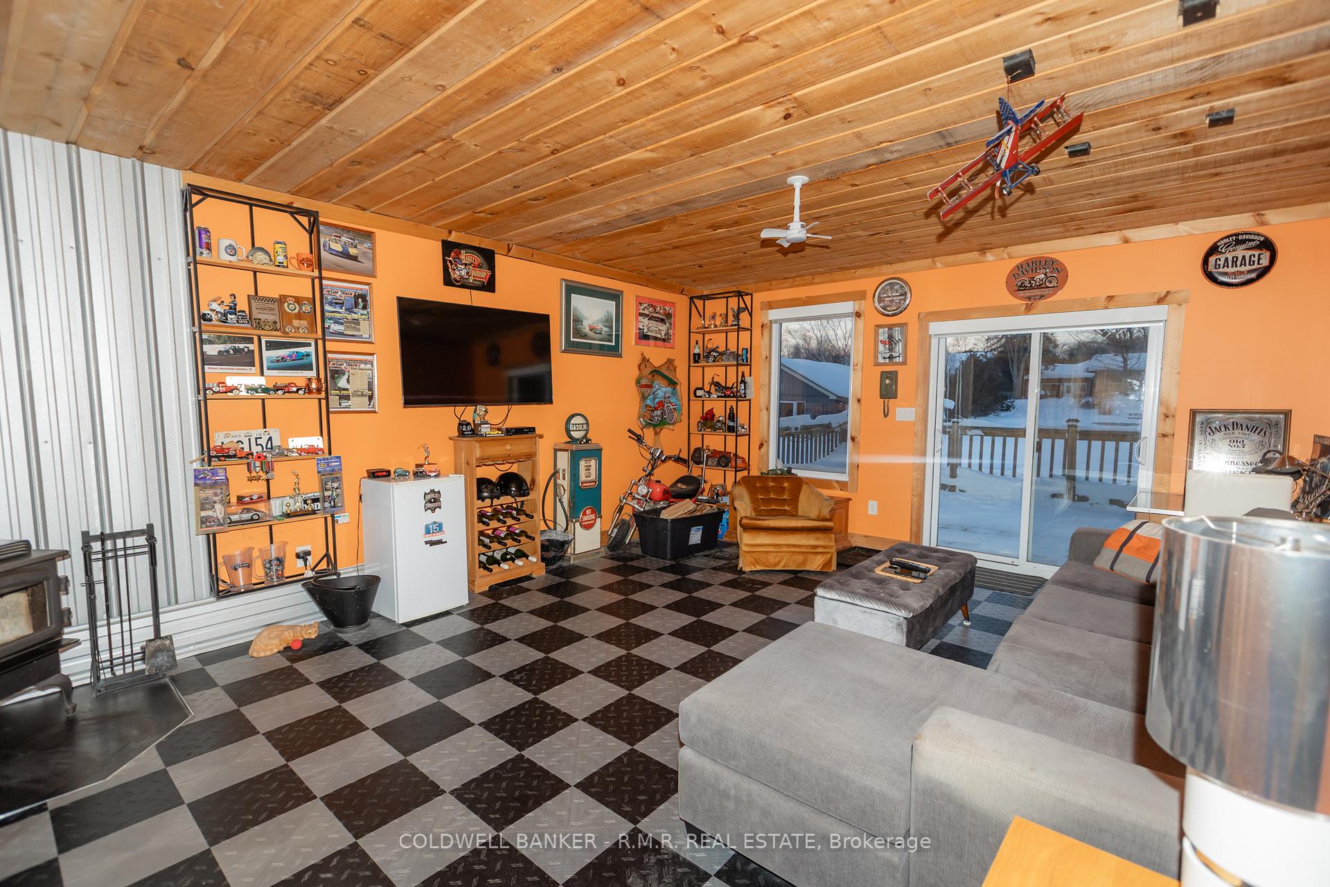 Photo 35 of 38 Maple Grove Road, Kawartha Lakes, Fenelon — HOMEH