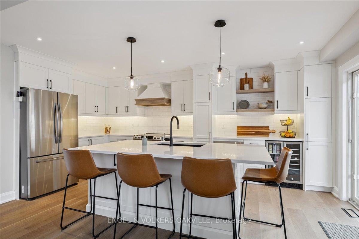 Photo 5 of 112 Fletcher Road, Hamilton, Rural Glanbrook — HOMEH