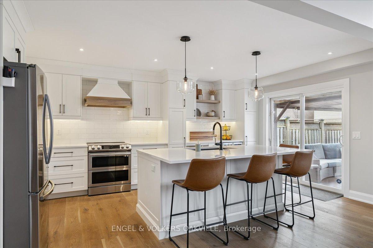 Photo 6 of 112 Fletcher Road, Hamilton, Rural Glanbrook — HOMEH