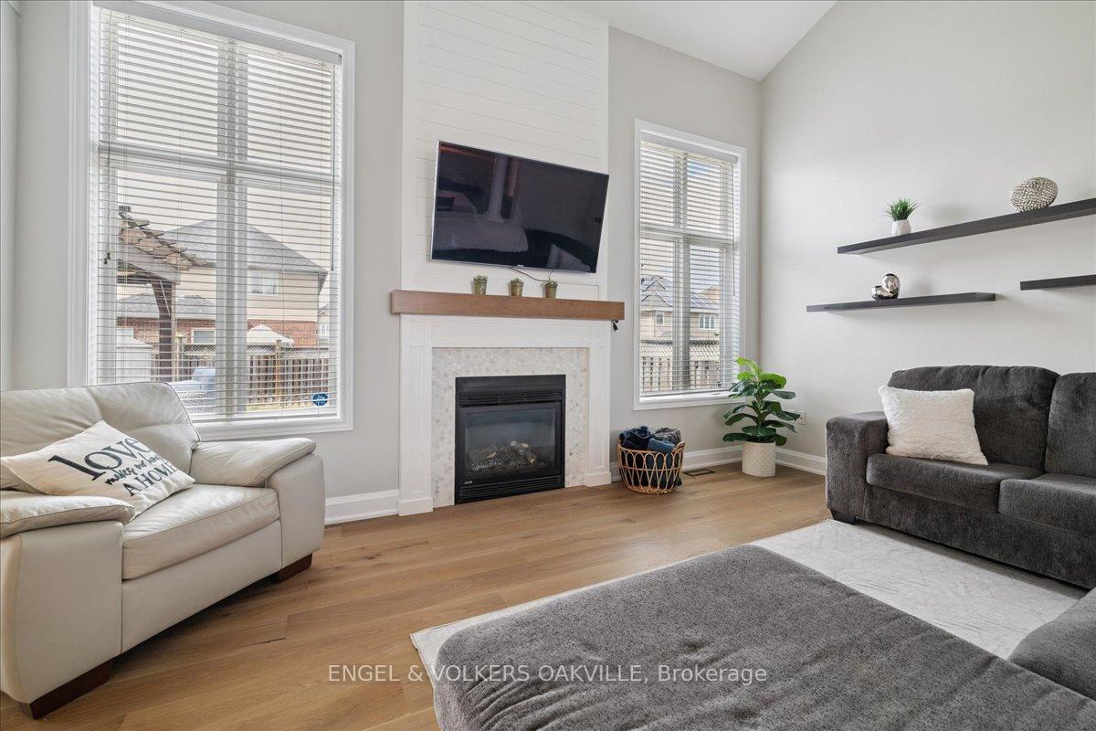 Photo 11 of 112 Fletcher Road, Hamilton, Rural Glanbrook — HOMEH