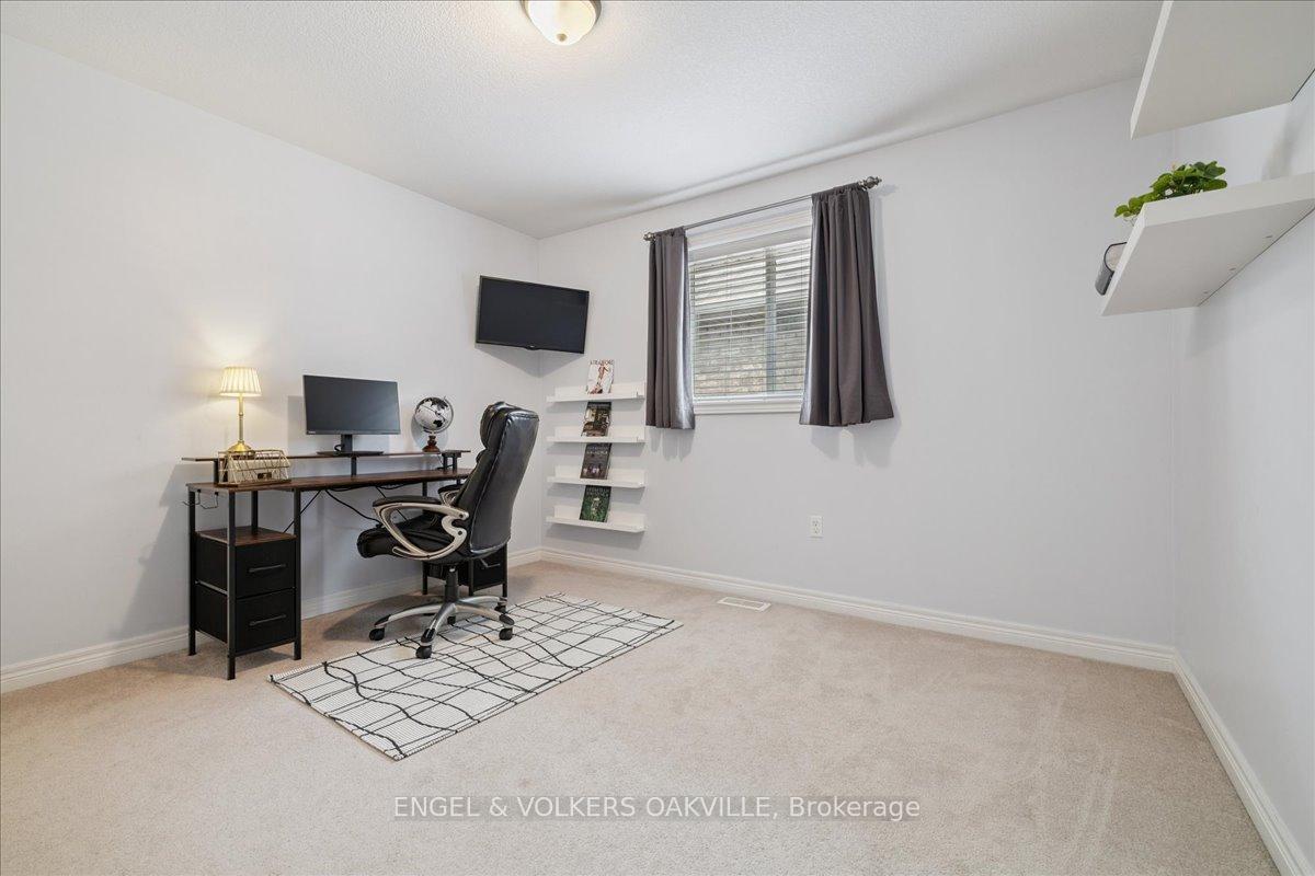 Photo 30 of 112 Fletcher Road, Hamilton, Rural Glanbrook — HOMEH