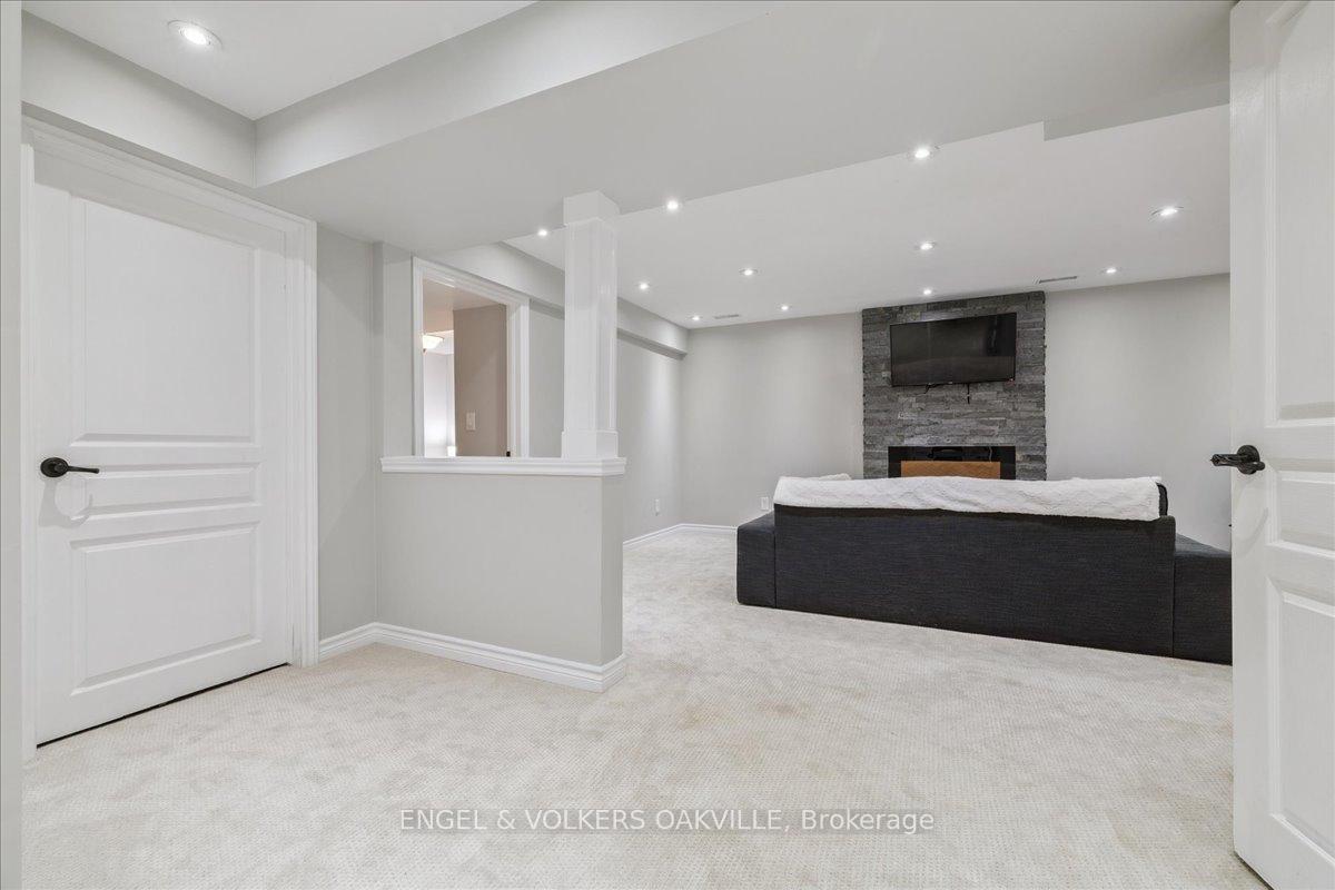 Photo 33 of 112 Fletcher Road, Hamilton, Rural Glanbrook — HOMEH