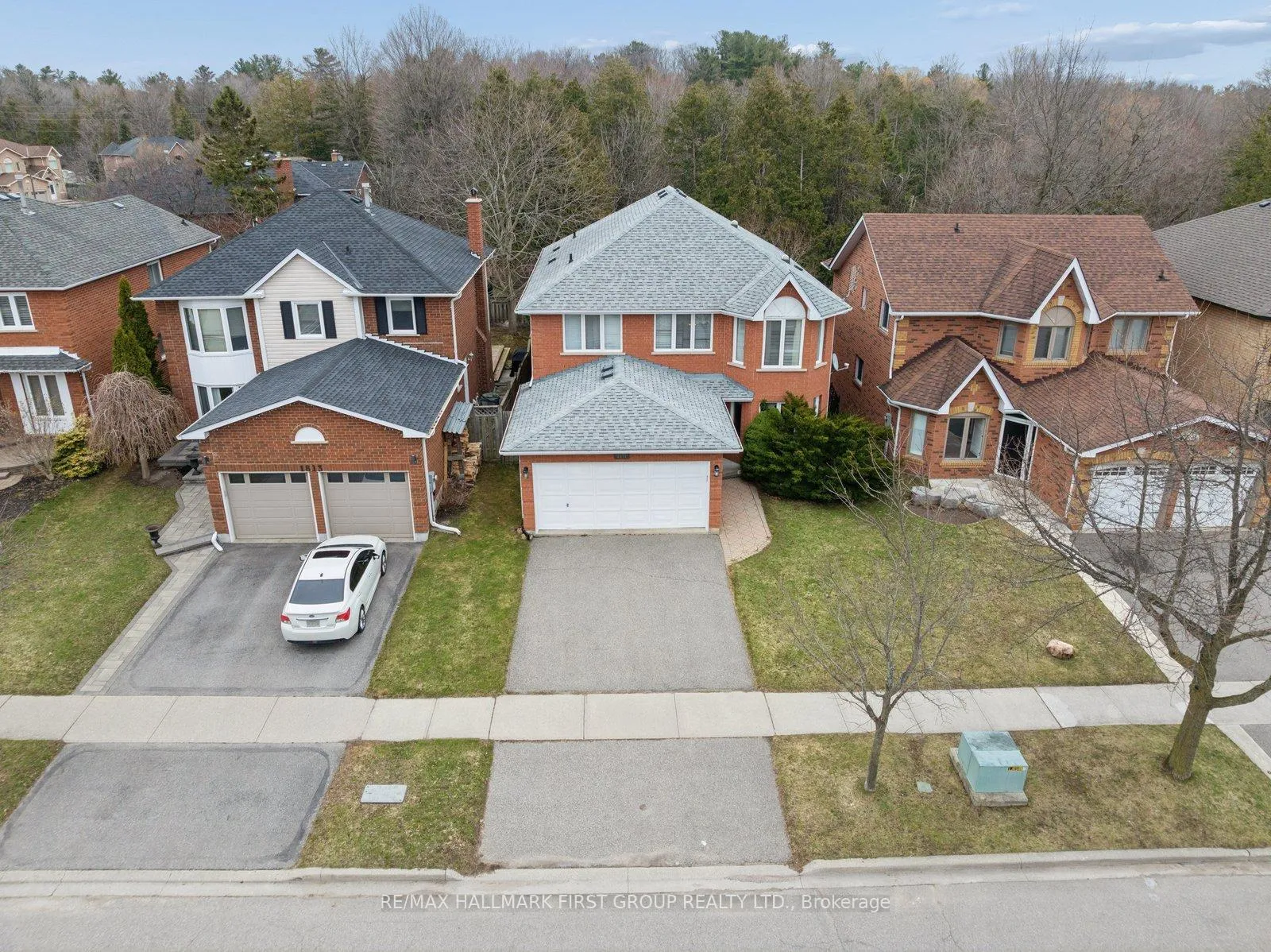 Photo 2 of 1811 Westcreek Drive, Pickering, Highbush — HOMEH
