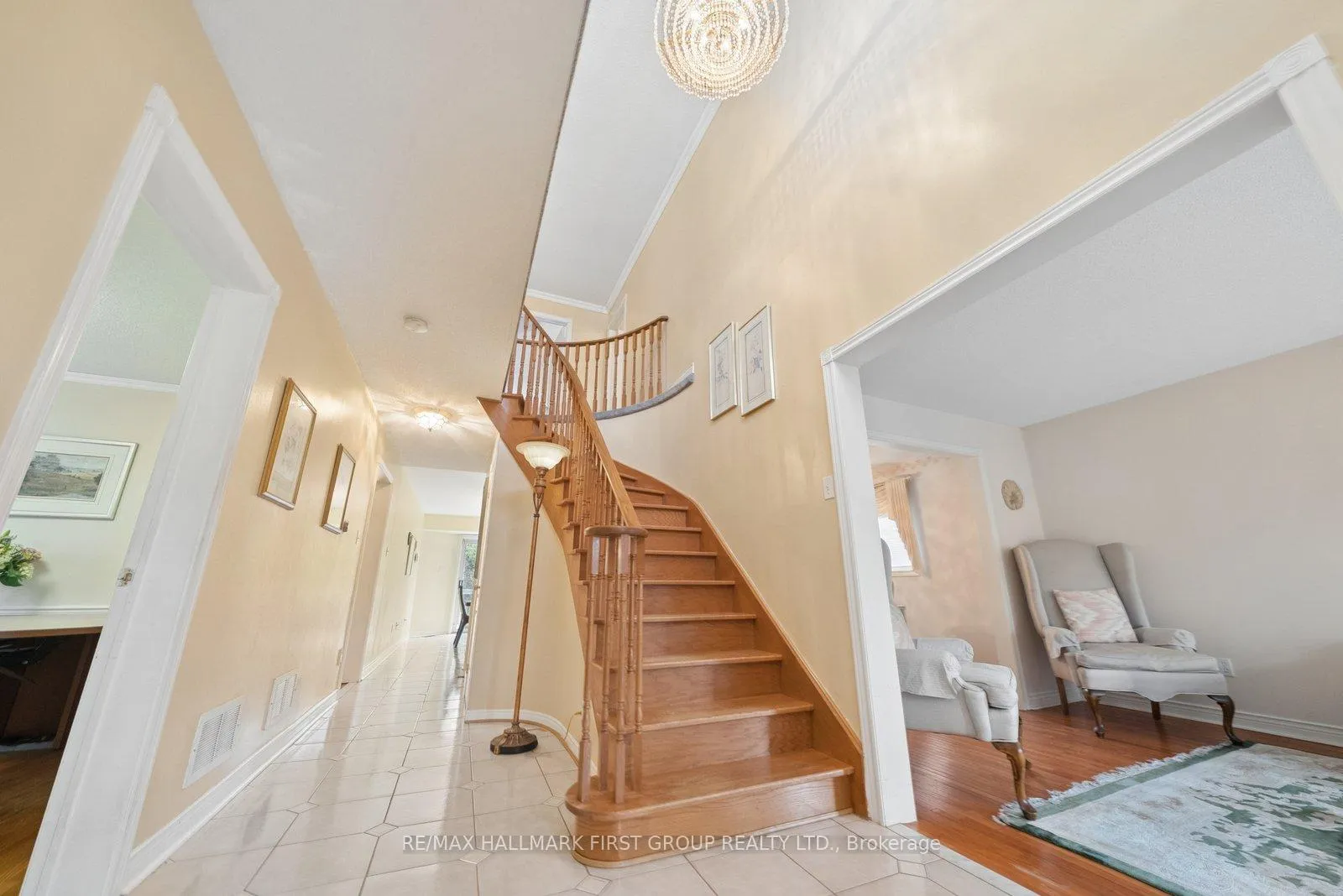 Photo 5 of 1811 Westcreek Drive, Pickering, Highbush — HOMEH