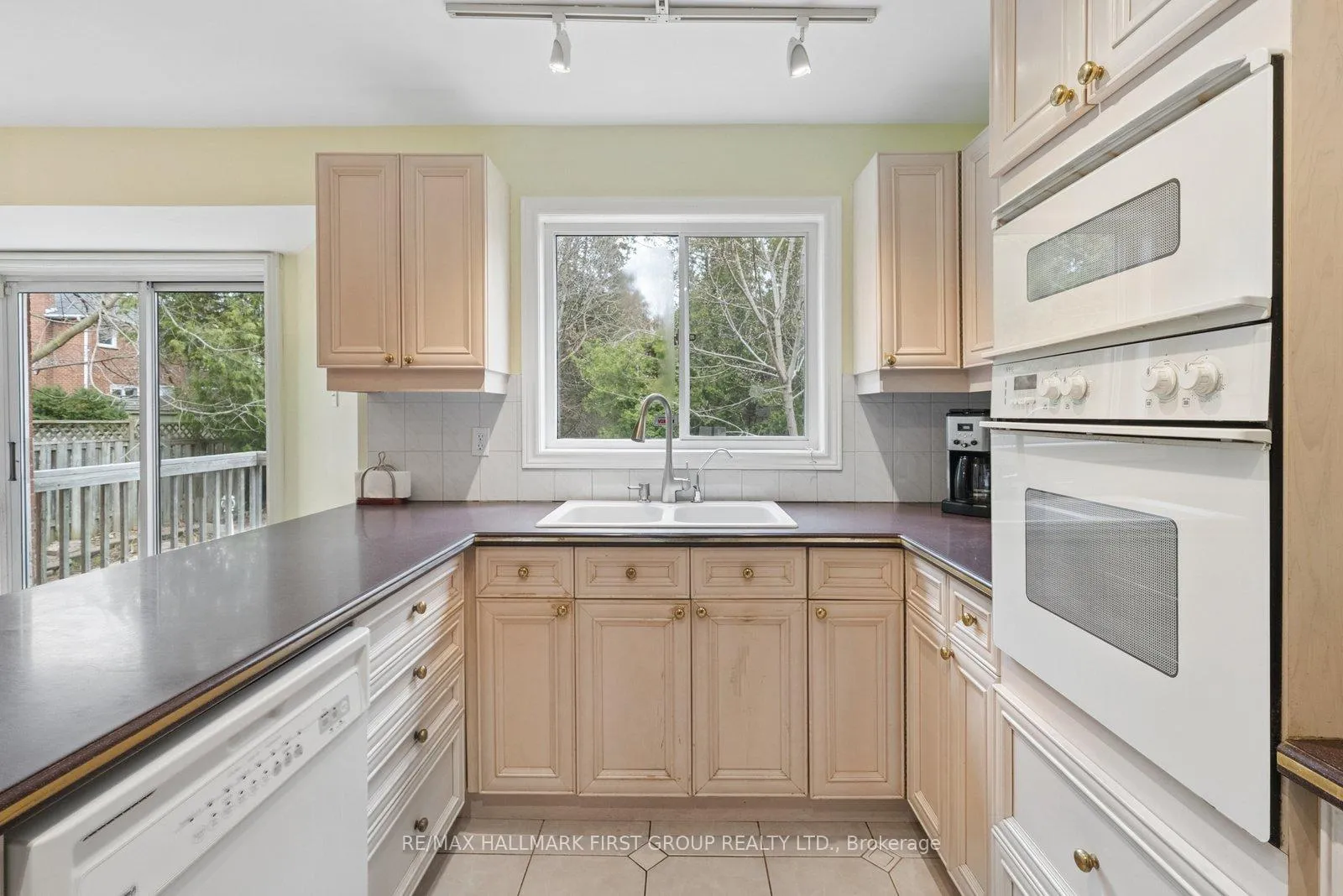 Photo 13 of 1811 Westcreek Drive, Pickering, Highbush — HOMEH