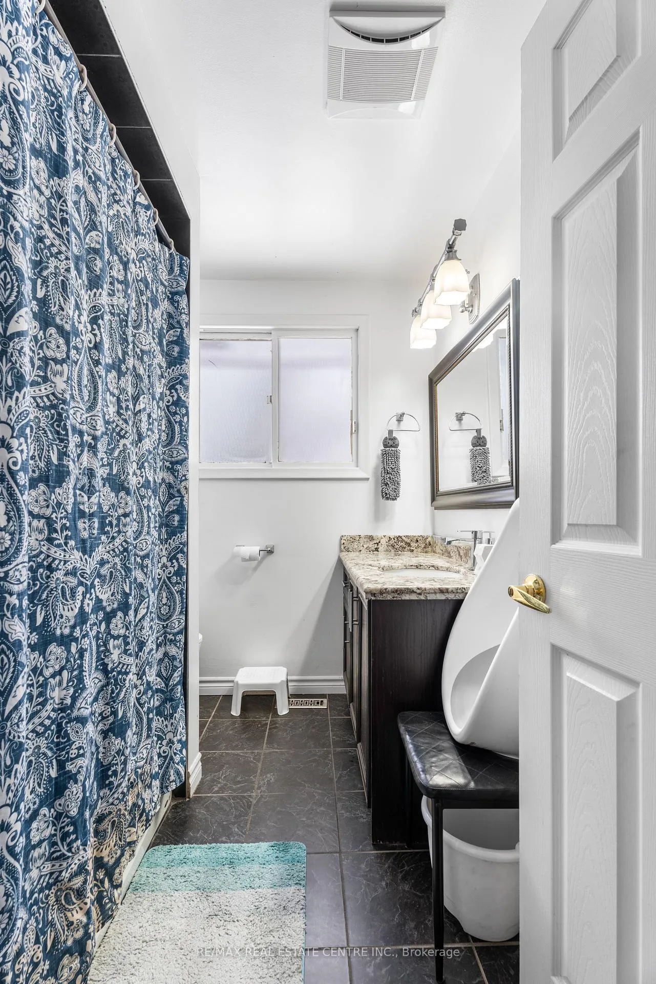 Photo 12 of 953 Upper Sherman Avenue, Hamilton, Lawfield — HOMEH