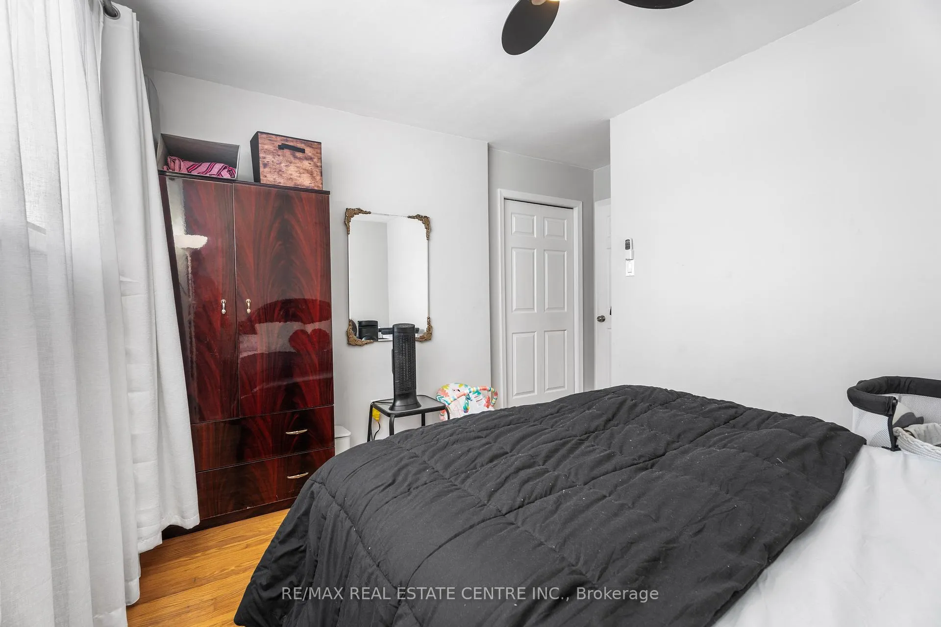 Photo 15 of 953 Upper Sherman Avenue, Hamilton, Lawfield — HOMEH